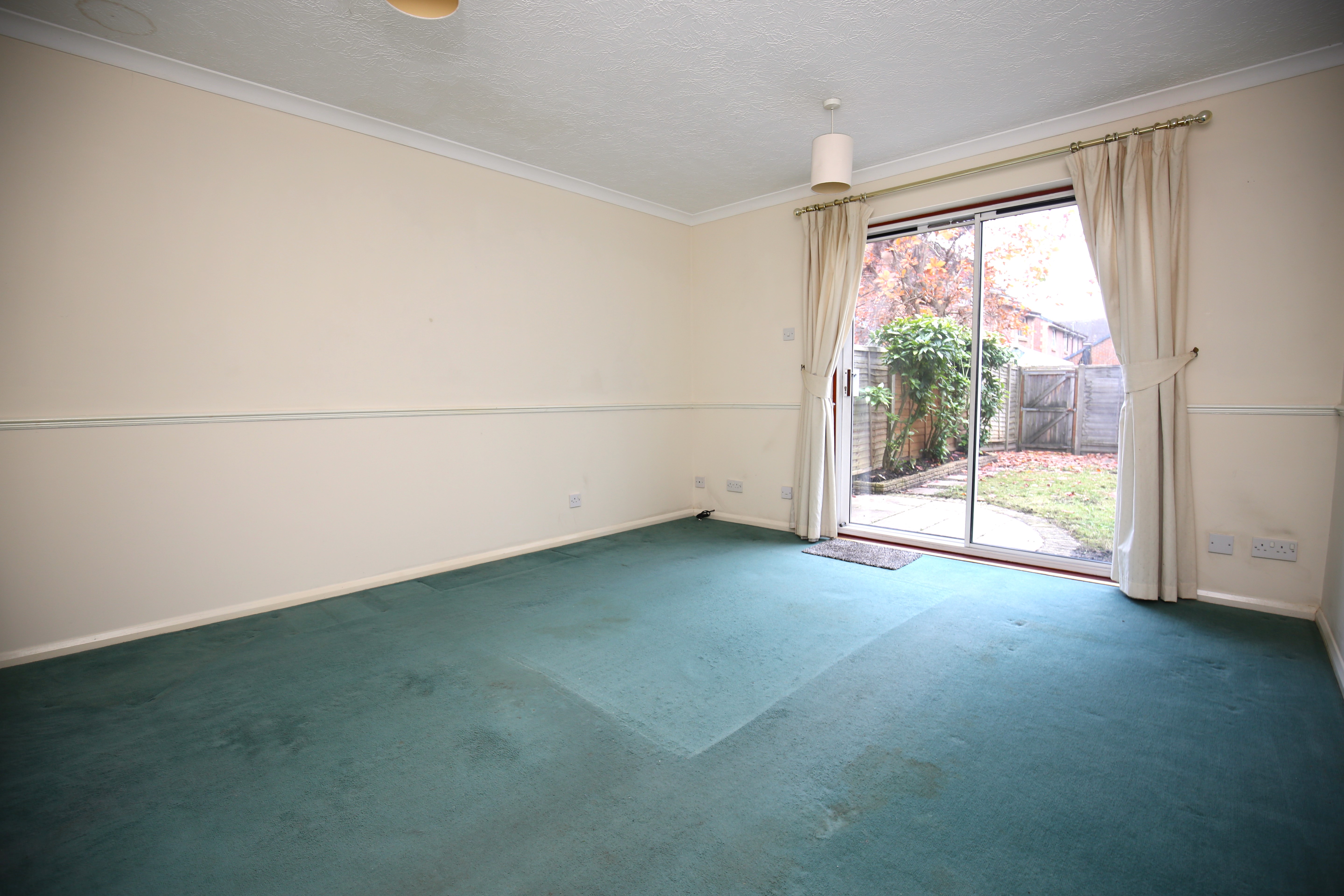 Hatch Mead, West End, Southampton, Hampshire, SO30 - Charters