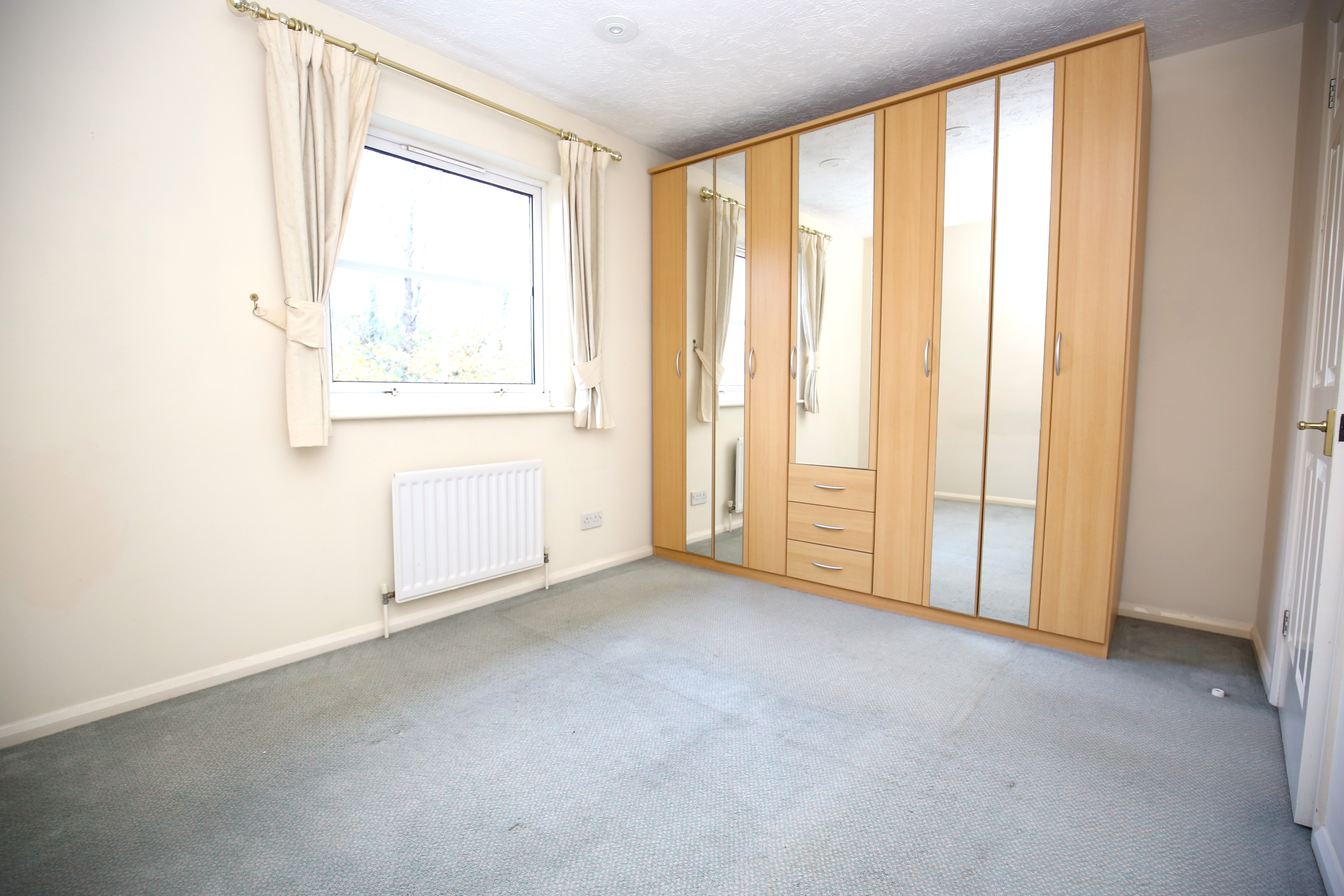 Hatch Mead, West End, Southampton, Hampshire, SO30 - Charters