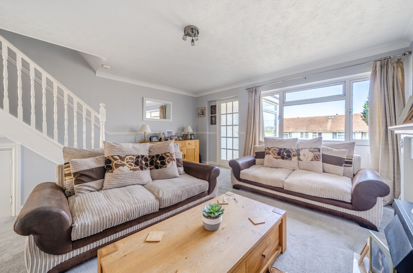 Arden Close, Southampton, Hampshire, SO18 - Charters