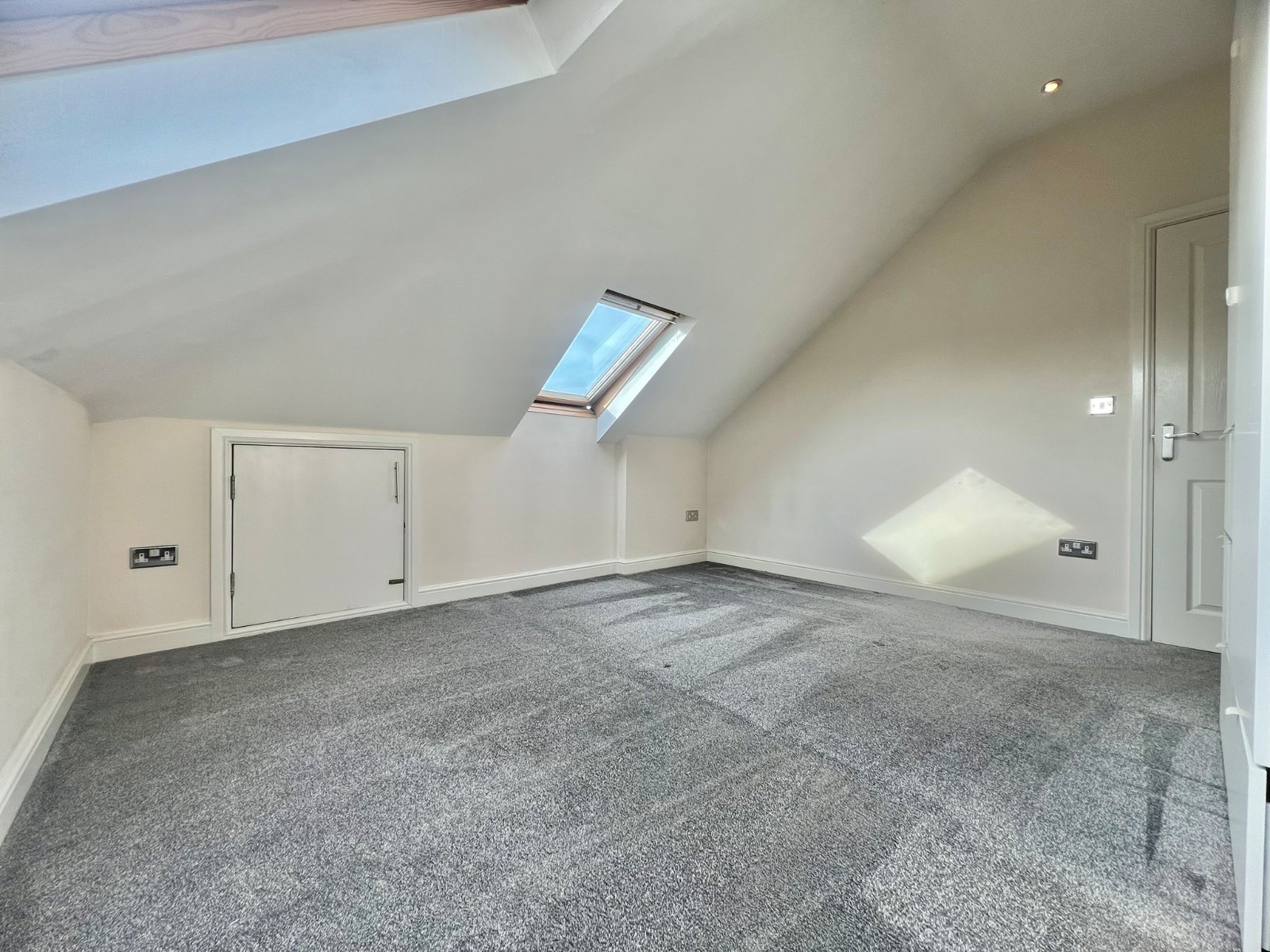 Botley Road, Southampton, Hampshire, SO19 - Charters