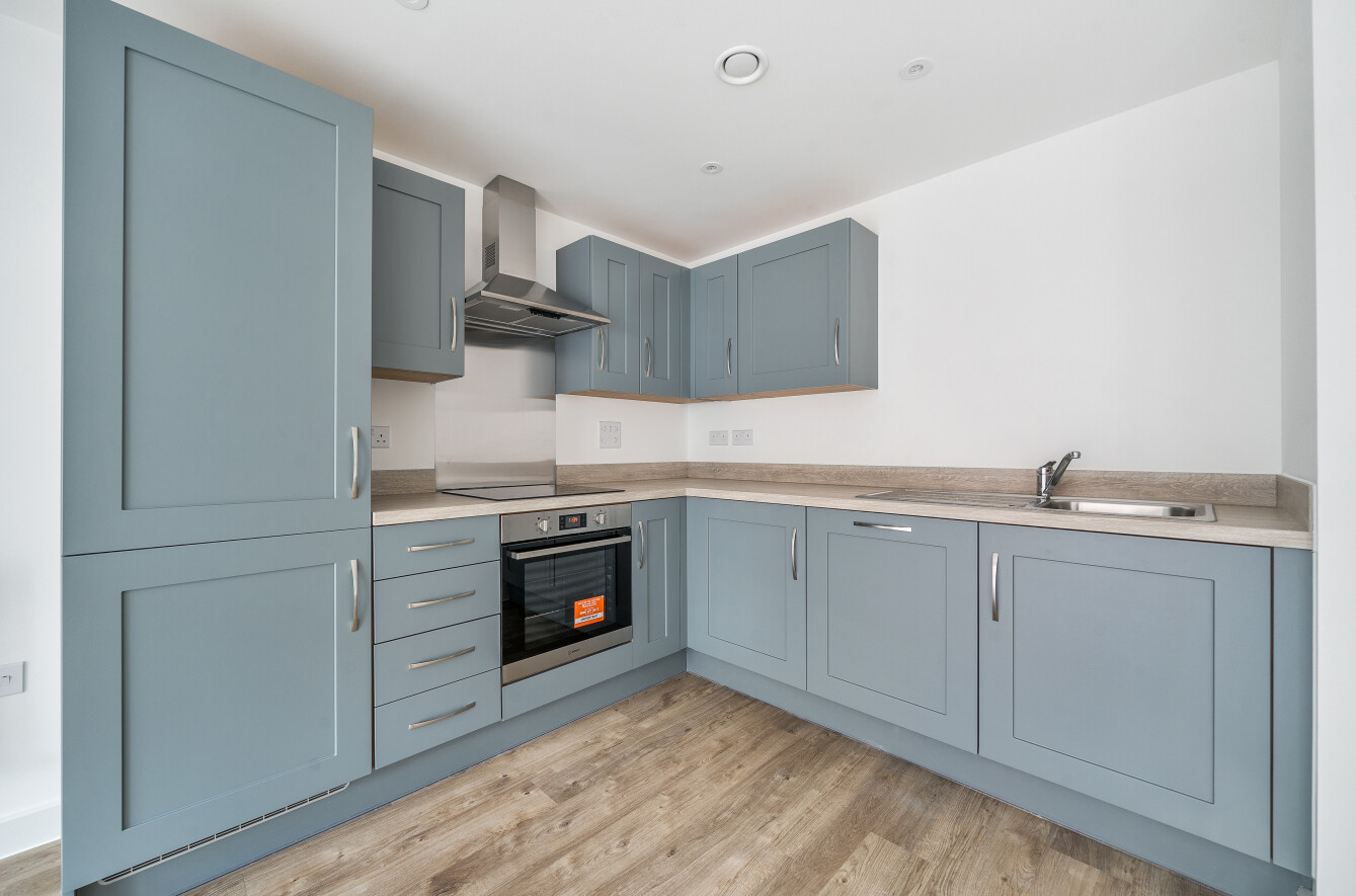 John Thornycroft Road, Southampton, Hampshire, SO19 - Charters