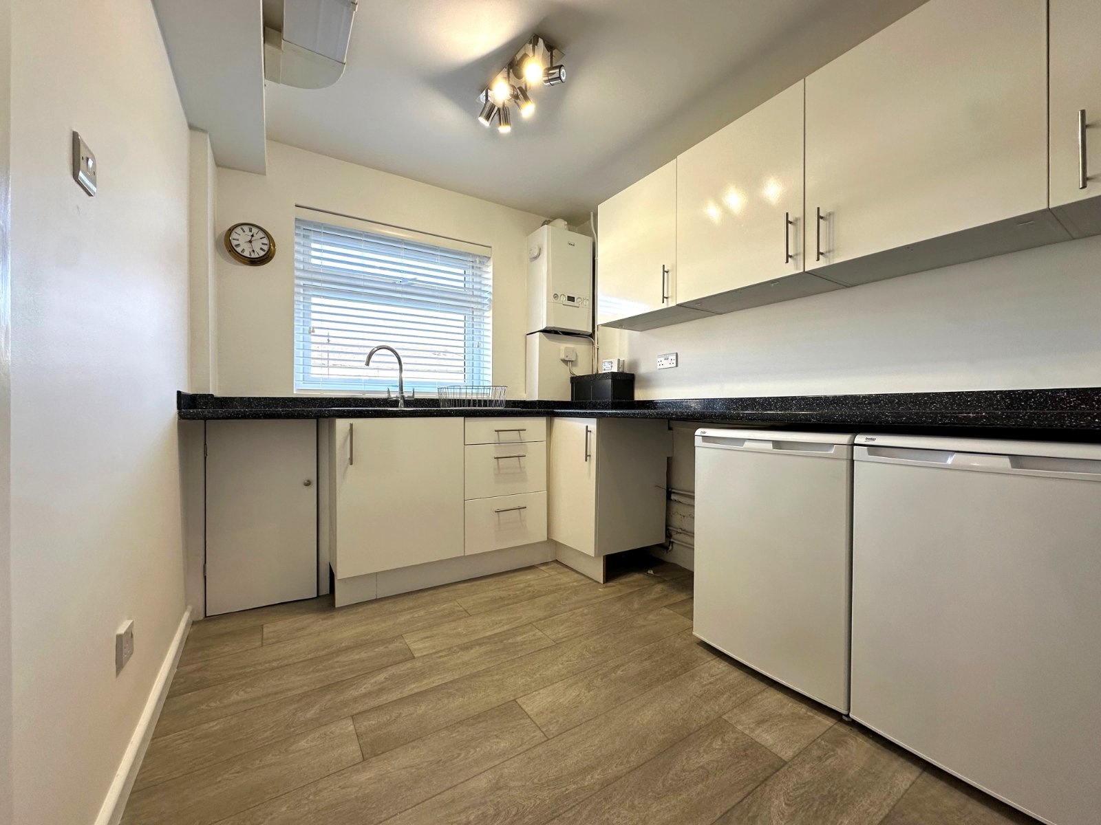 Victoria Road, Netley Abbey, Southampton, Hampshire, SO31 - Charters