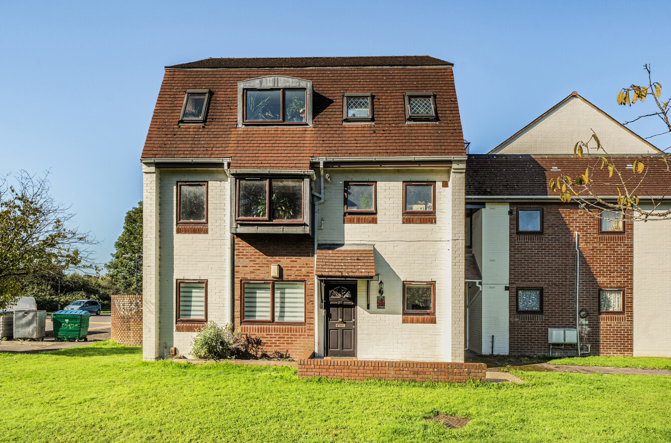 Itchenside Close, Mansbridge, Hampshire, SO18