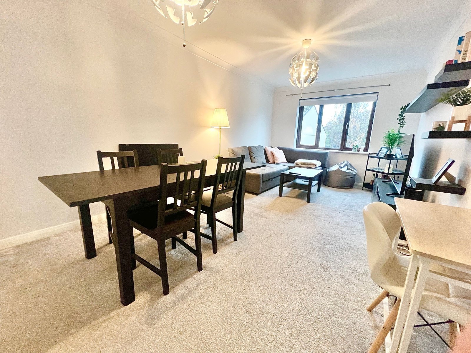 Fair Oak Road, Fair Oak, Hampshire, SO50 - Charters