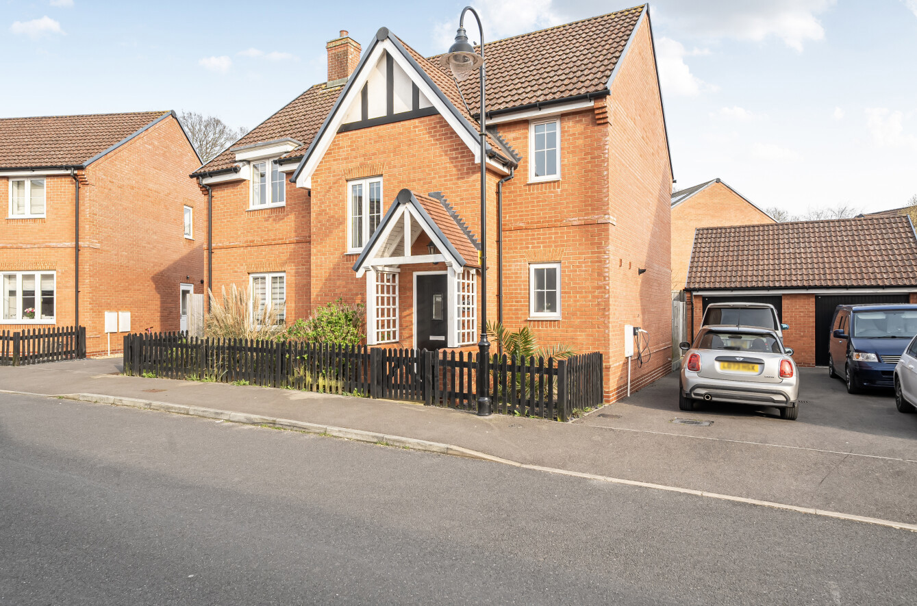 Savernake Way, Fair Oak, Eastleigh, Hampshire, SO50
