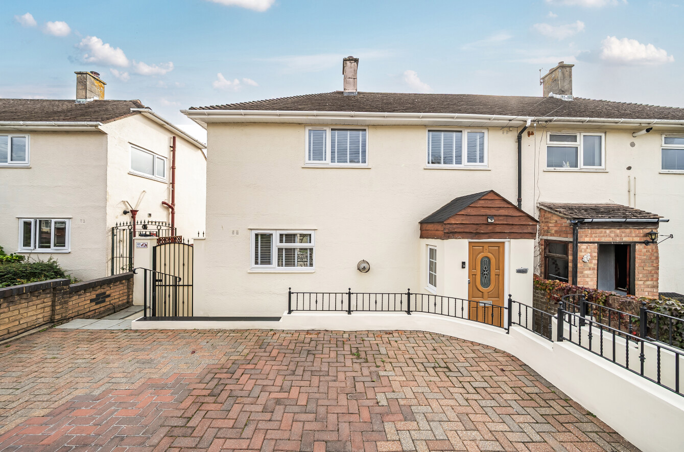 Mousehole Road, Paulsgrove, Portsmouth, Hampshire, PO6