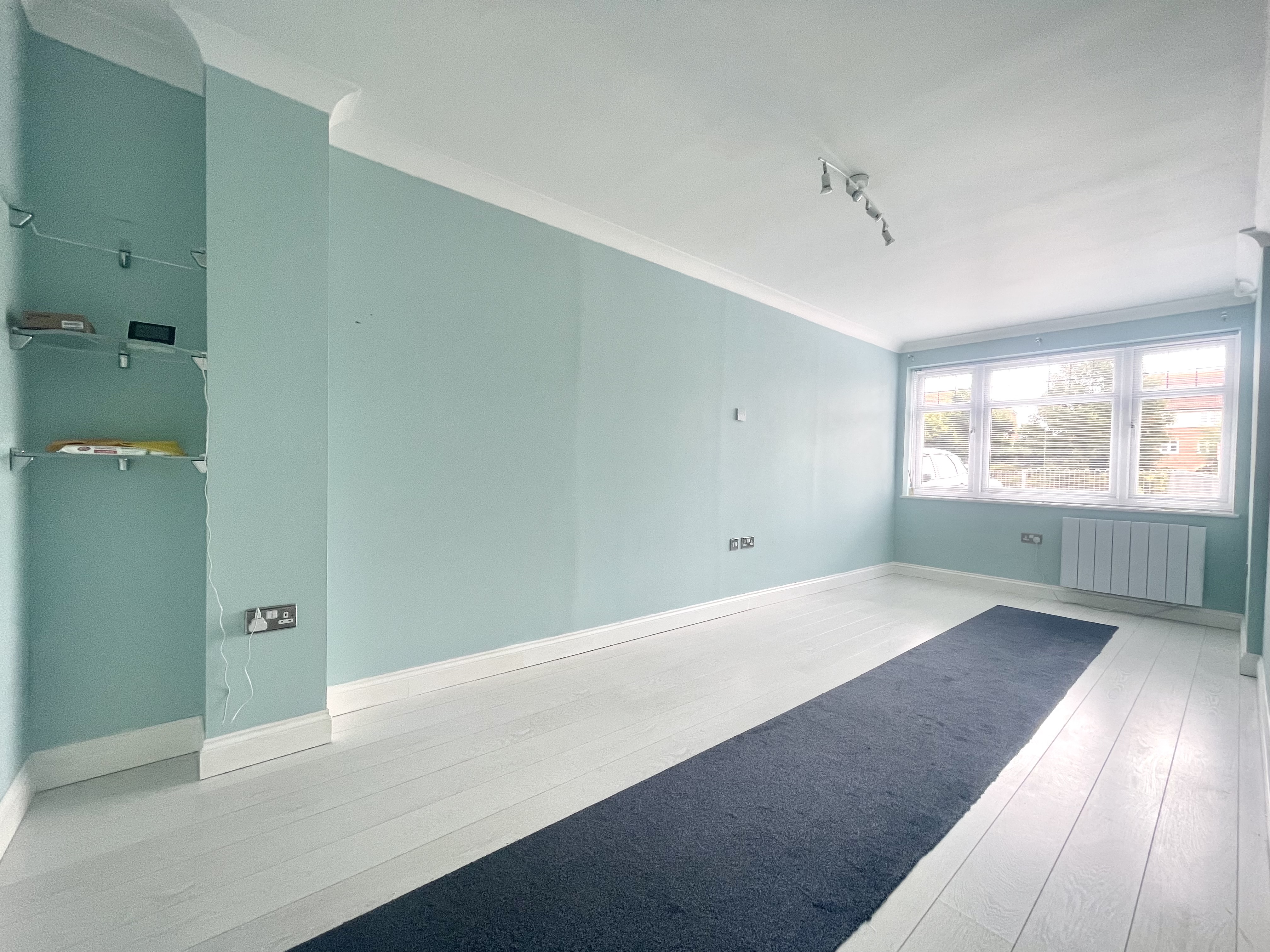 Fitzroy Drive, Lee-on-the-Solent, PO13 - Charters