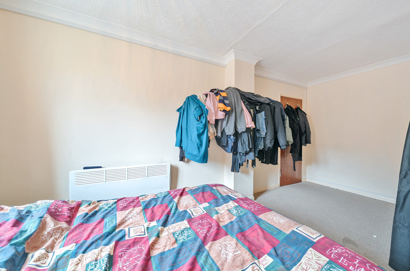 Cowes Court, Frogmore, Fareham, PO14