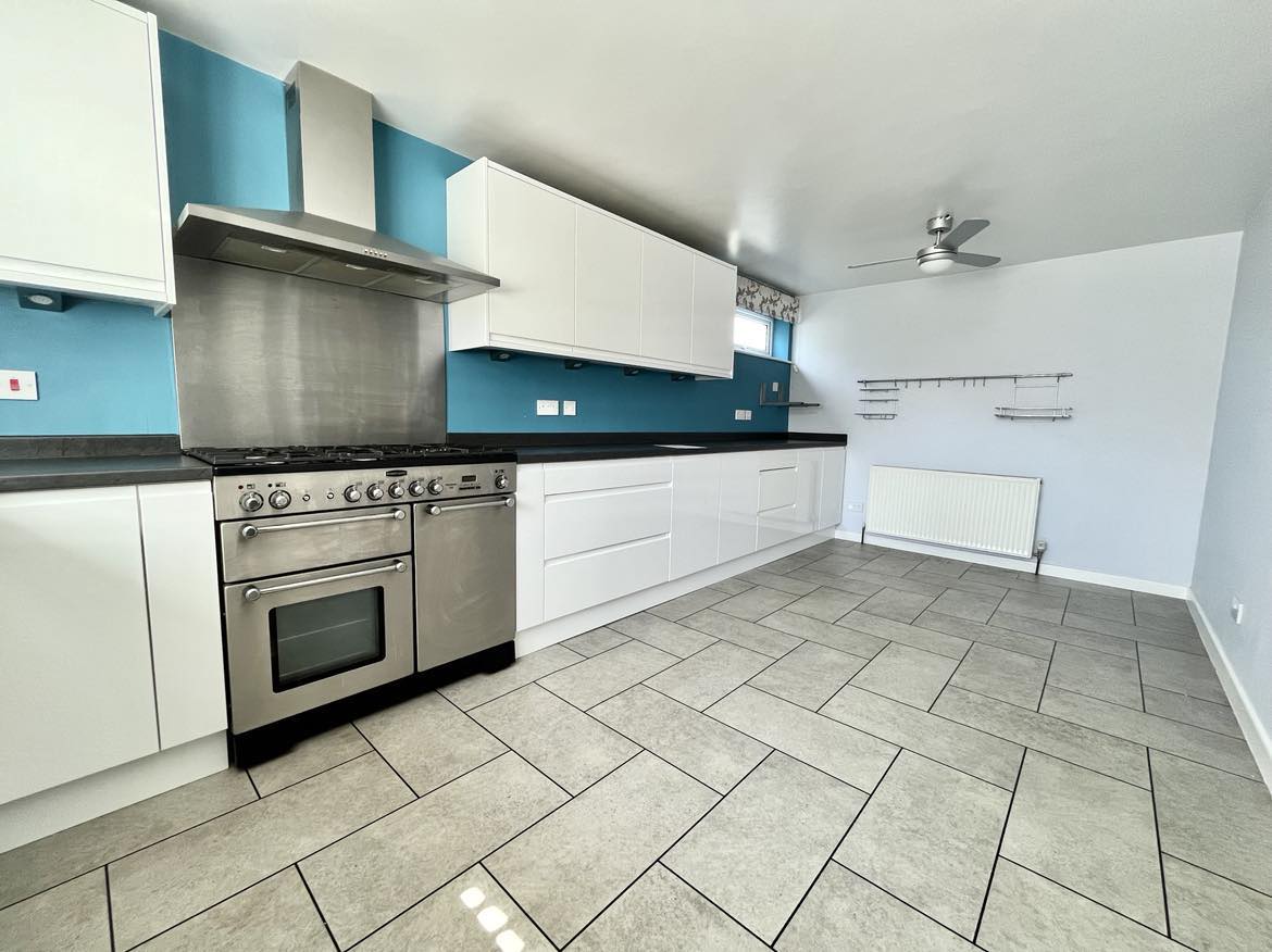 Anjou Crescent, Fareham, PO15