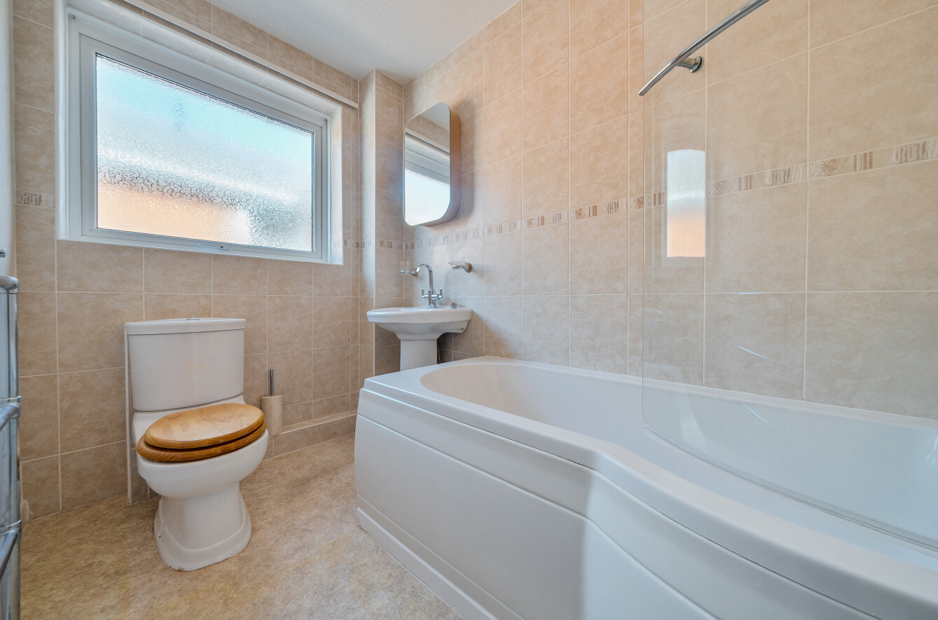 Inverness Avenue, Fareham, Hampshire, PO15