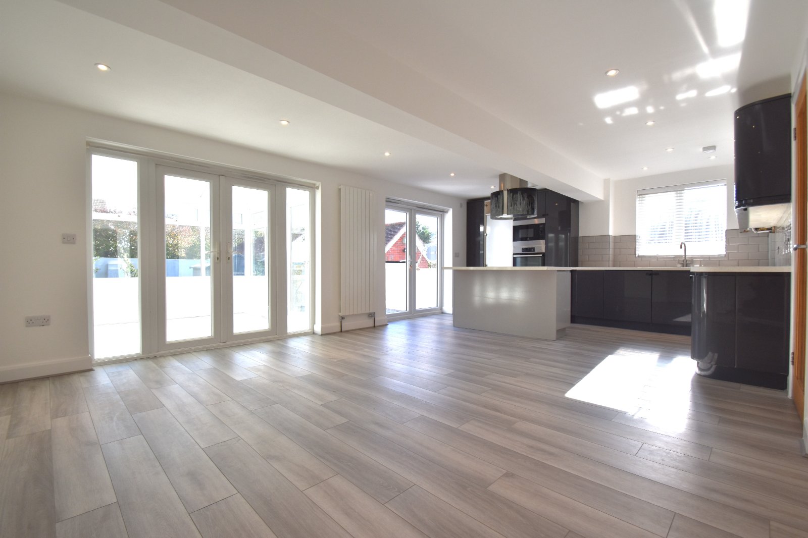 Edward Grove, Hampshire, PO16 Edward Grove, Hampshire, PO16 - Charters