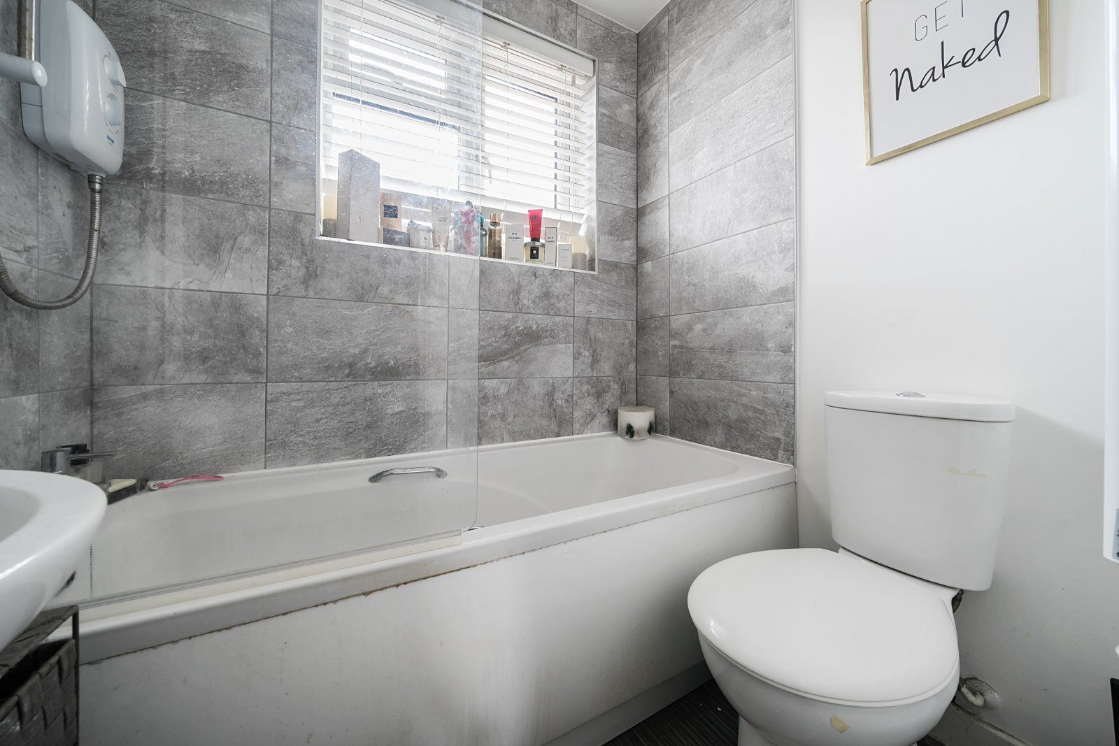 Paxton Road, Fareham, Hampshire, PO14 - Charters