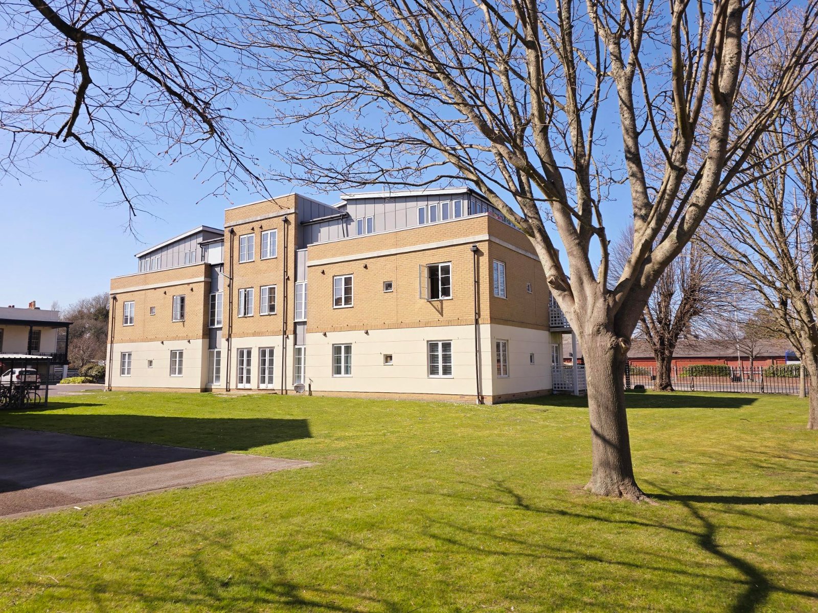 St. Georges Walk, Gosport, Hampshire, PO12