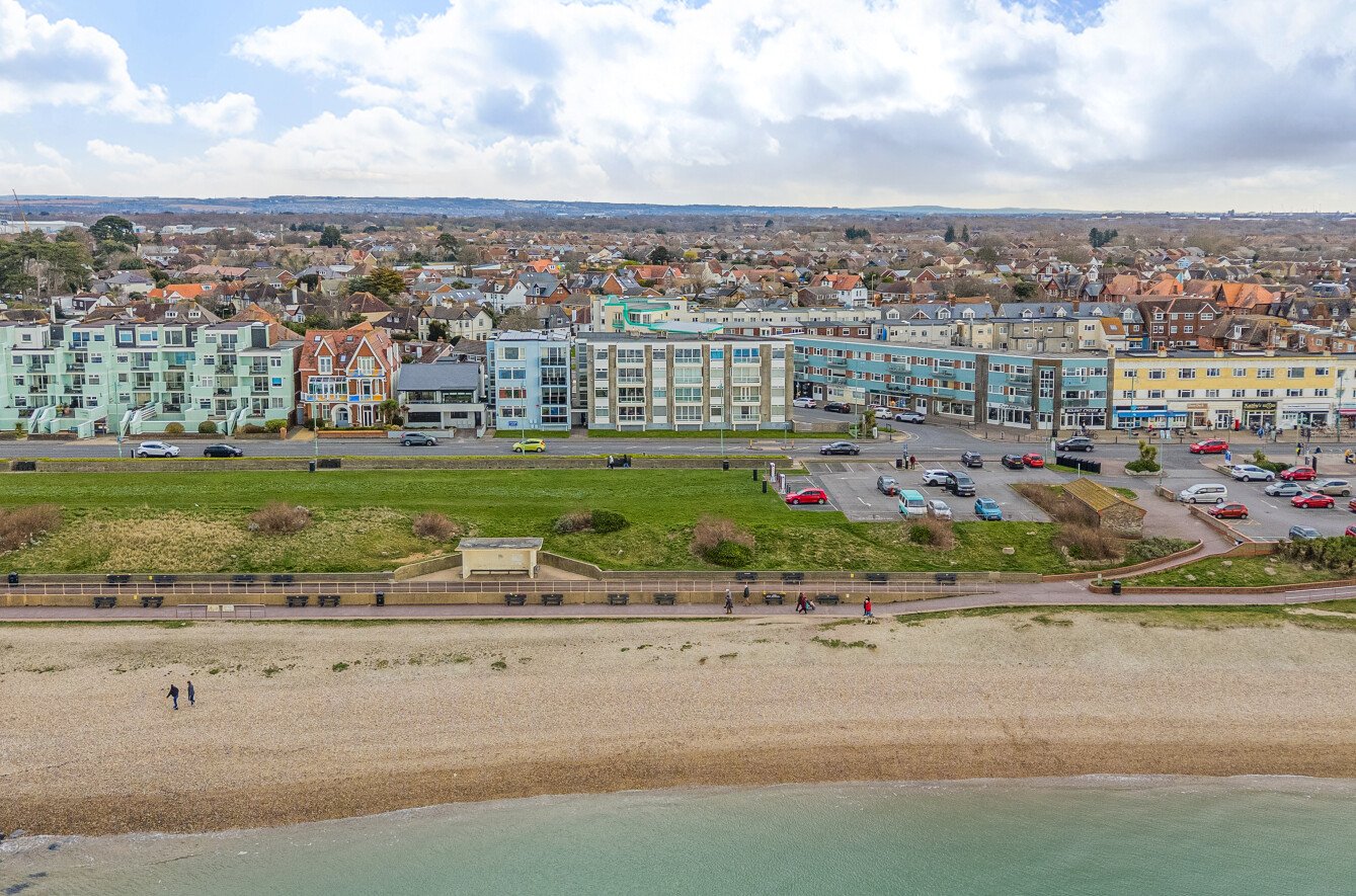 Marine Parade West, Lee-on-the-Solent, Hampshire, PO13