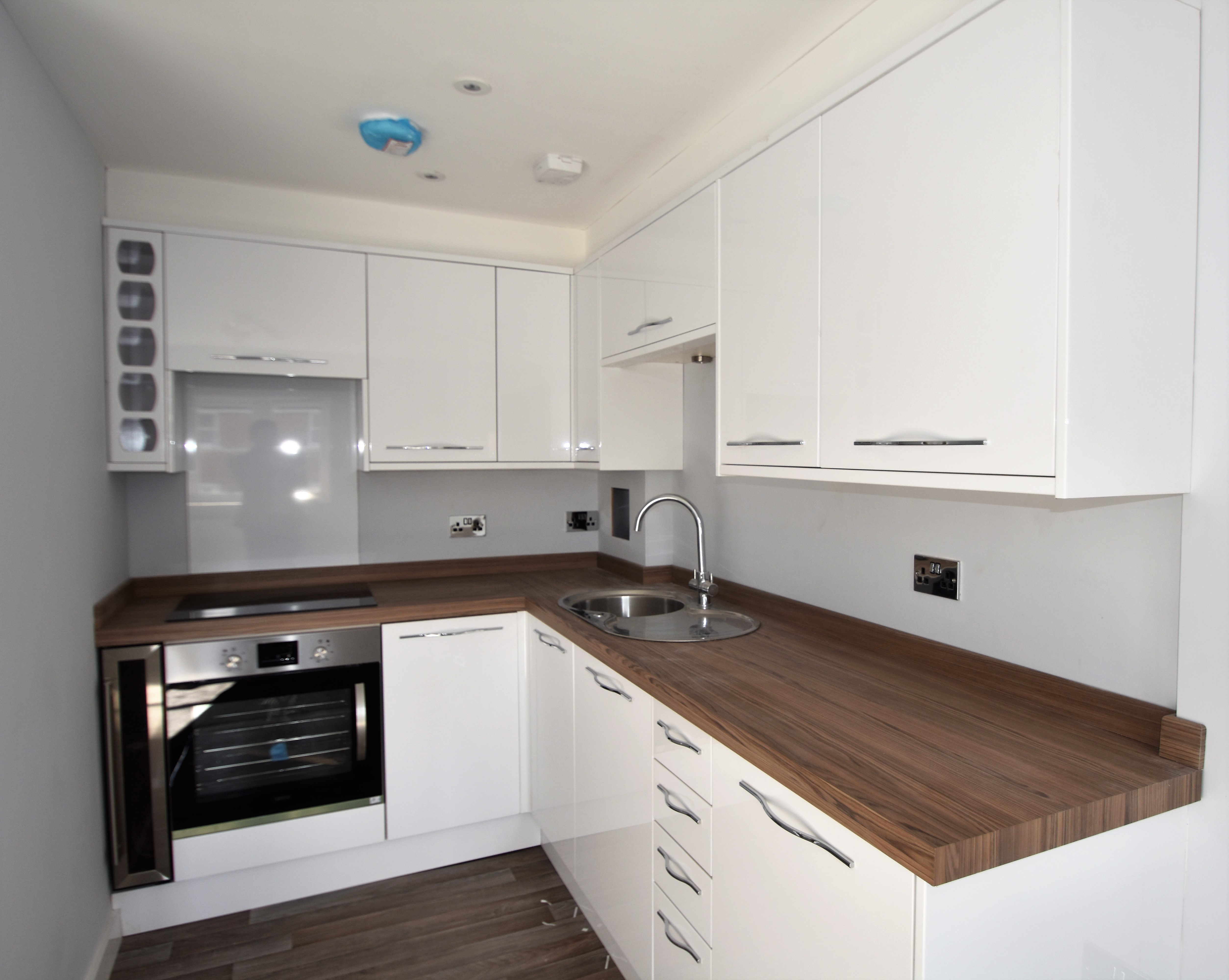 London Road, Cowplain, Waterlooville, PO8 - Charters