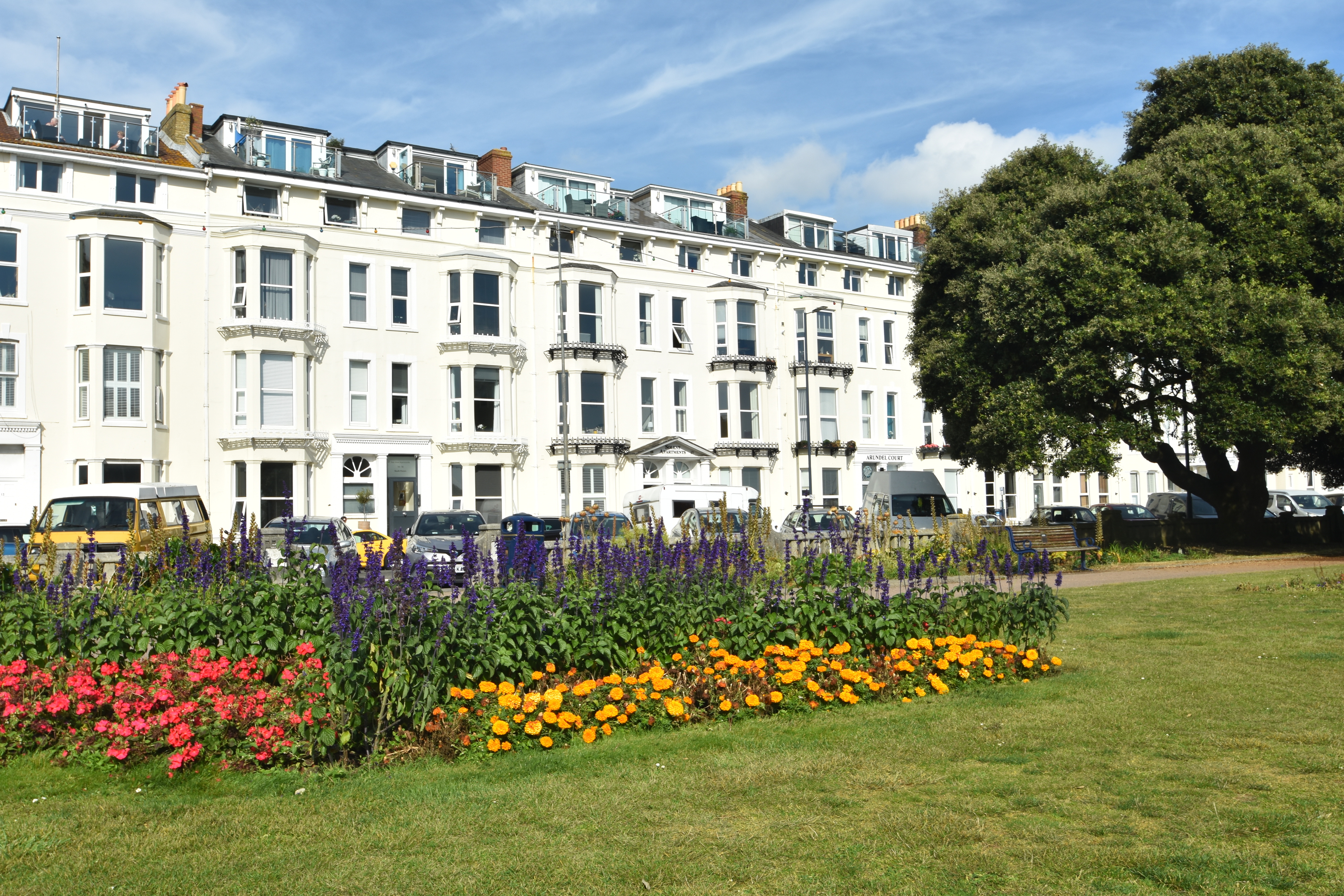 Solent Apartments SILVER, 16-17 South Parade, Southsea, Hampshire, PO5