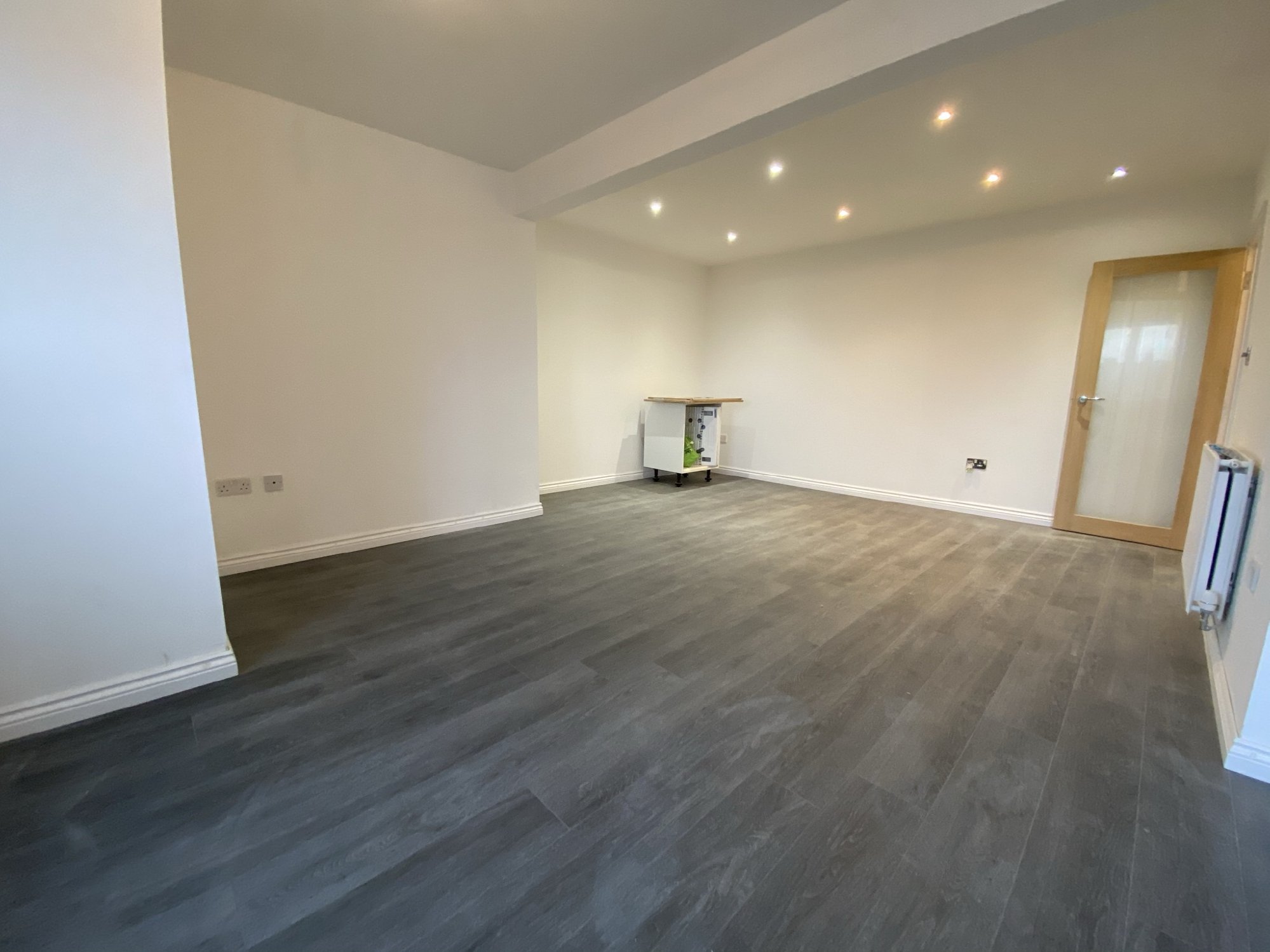 Coates Road SILVER SUB, Sholing, Southampton, Hampshire, SO19 - Charters