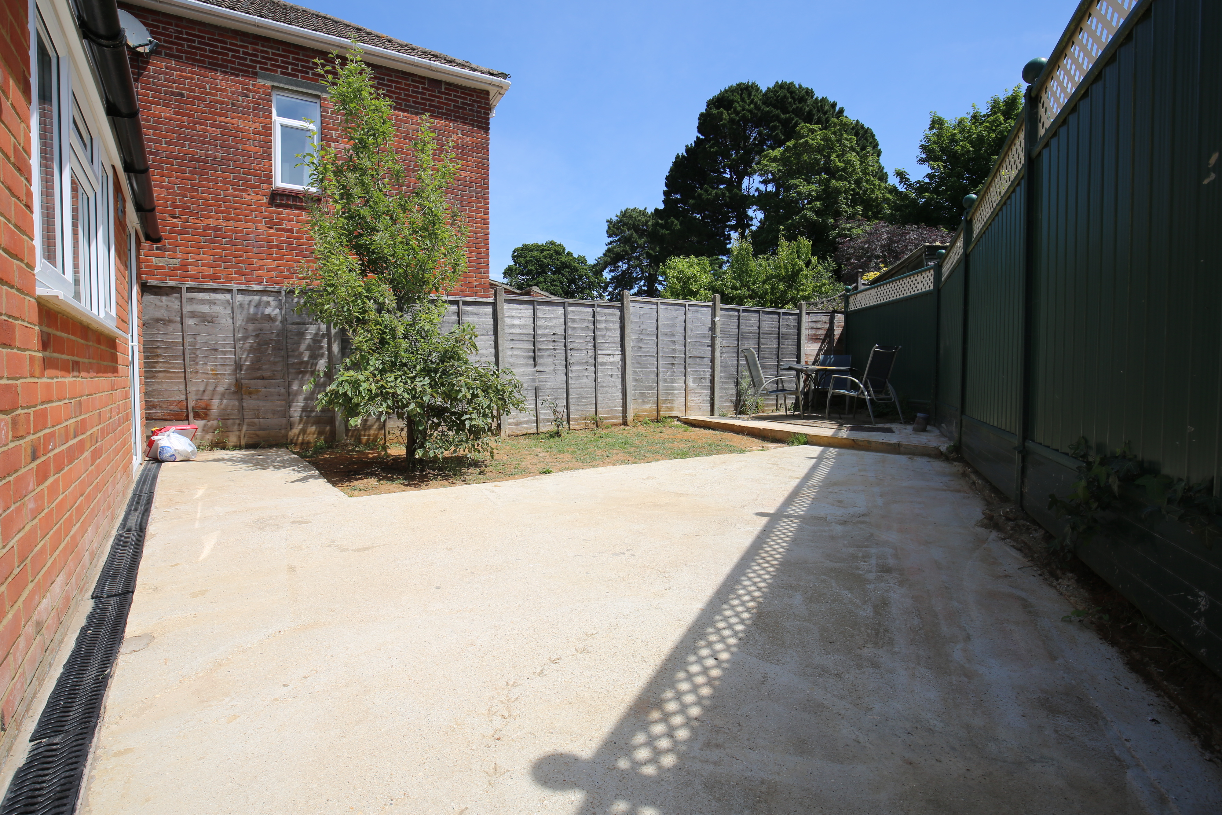 Sandringham Road, Bitterne Park, Southampton, Hampshire, SO18 Sandringham Road, Bitterne Park, Southampton, Hampshire, SO18 - Charters