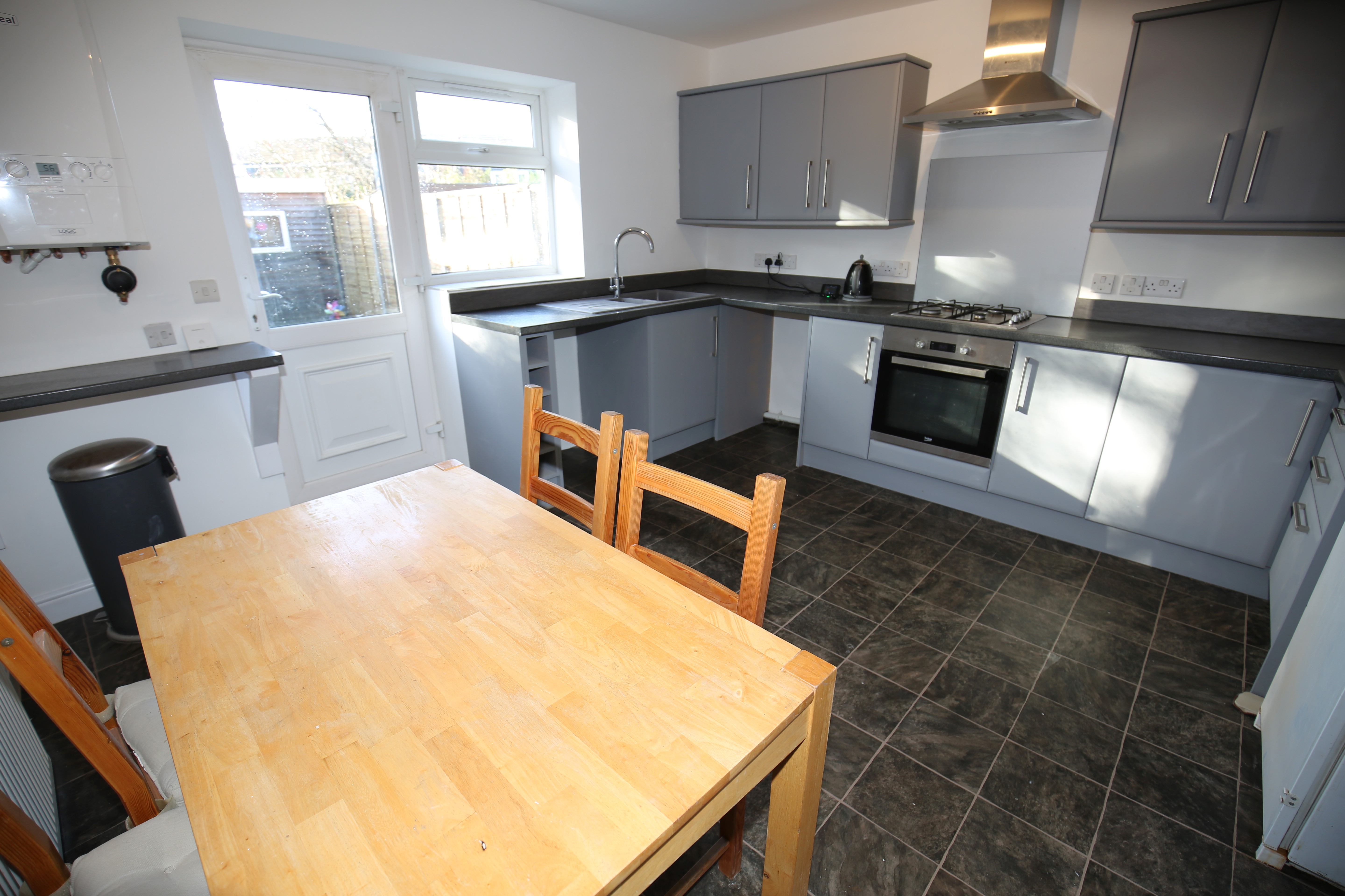 Coates Road SILVER SUB, Sholing, Southampton, Hampshire, SO19 - Charters