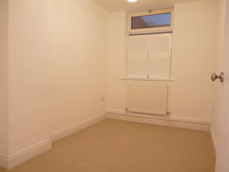 High Street, Fareham, PO16