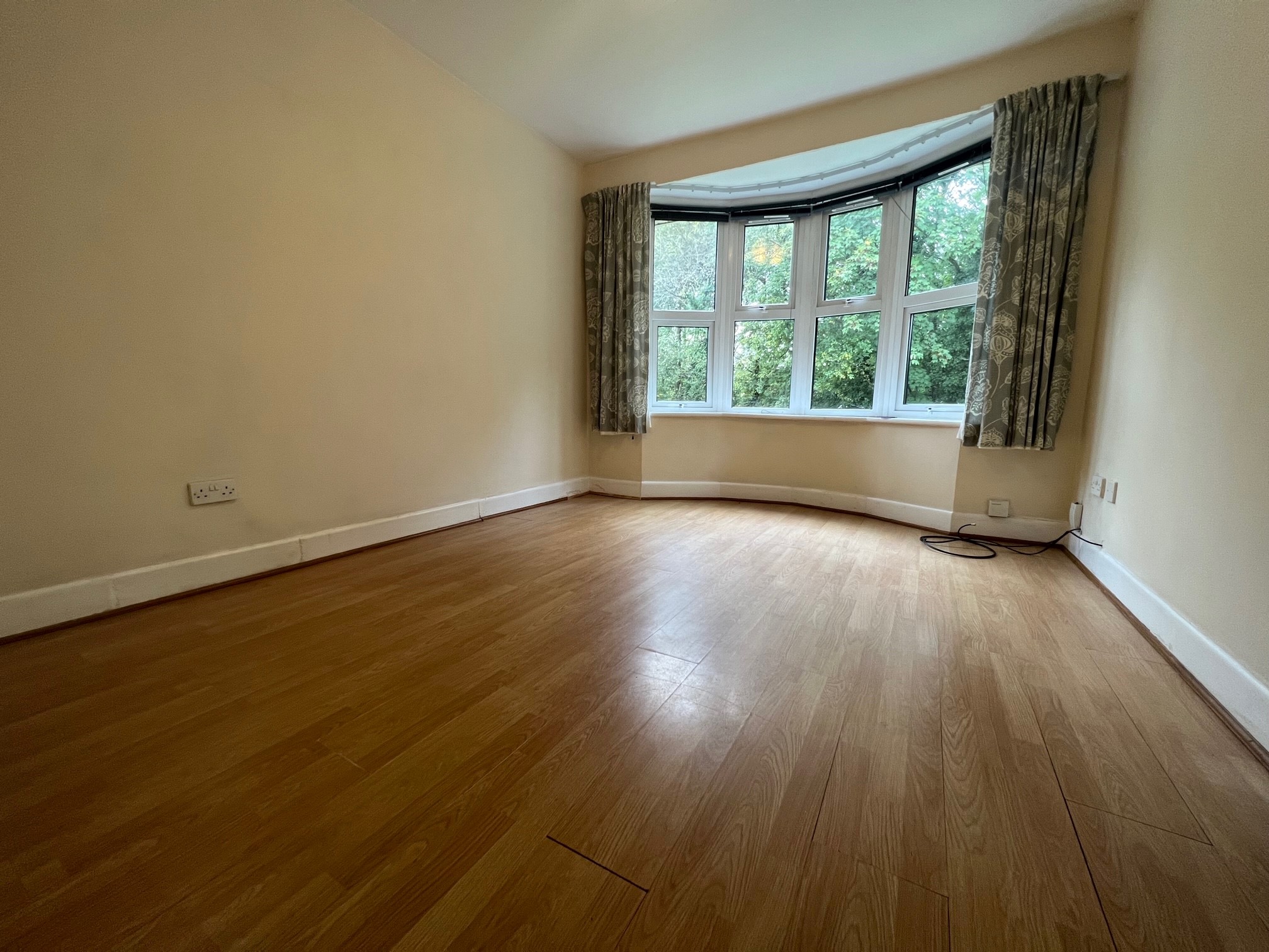 Mersea Gardens, Sholing, Southampton, Hampshire, SO19 - Charters