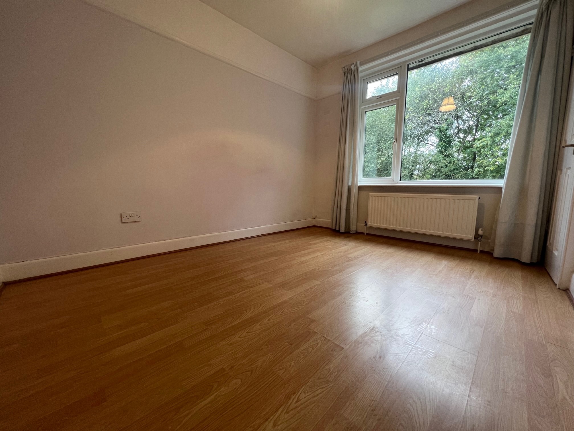 Mersea Gardens, Sholing, Southampton, Hampshire, SO19 - Charters