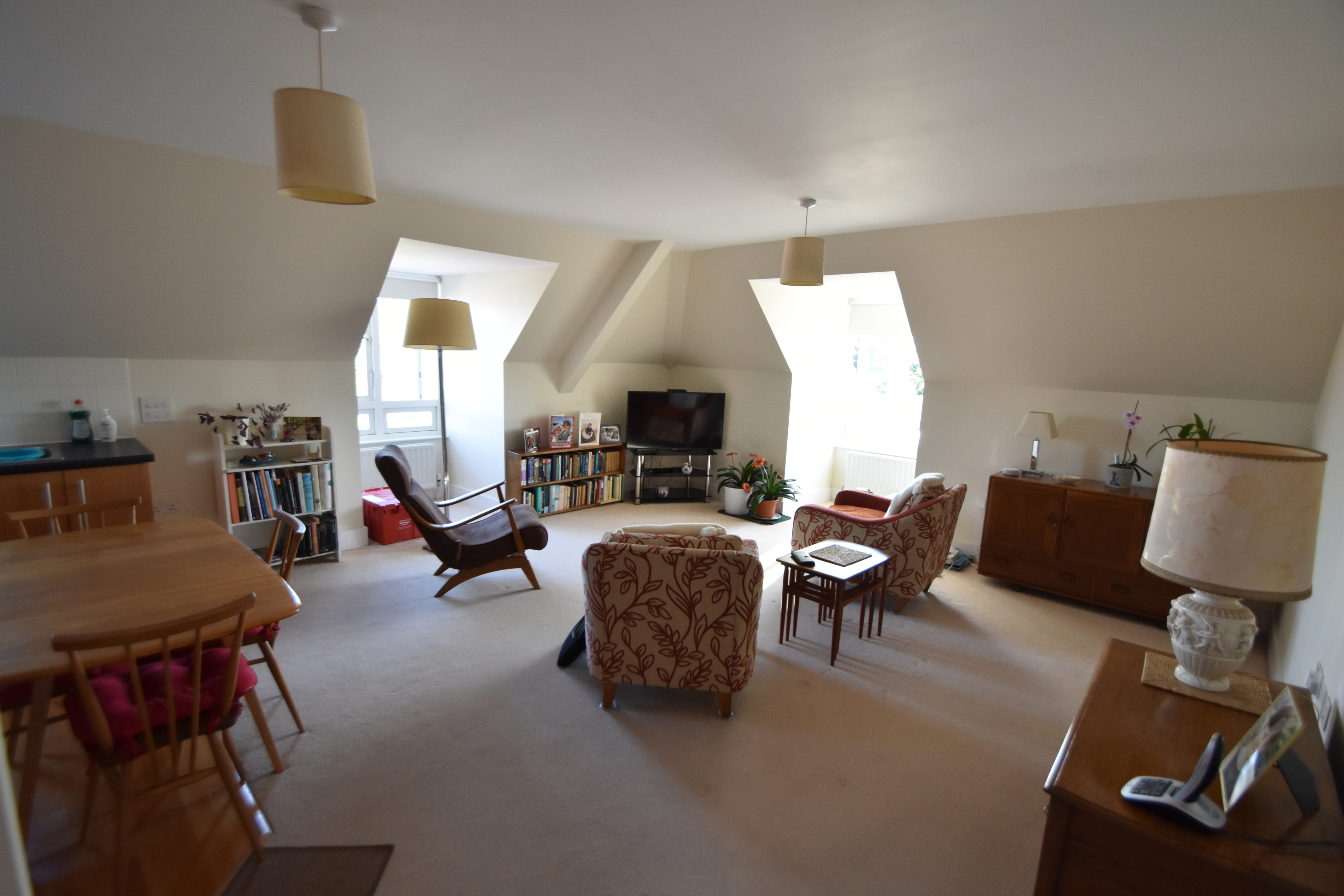 West Street, Havant, PO9 - Charters