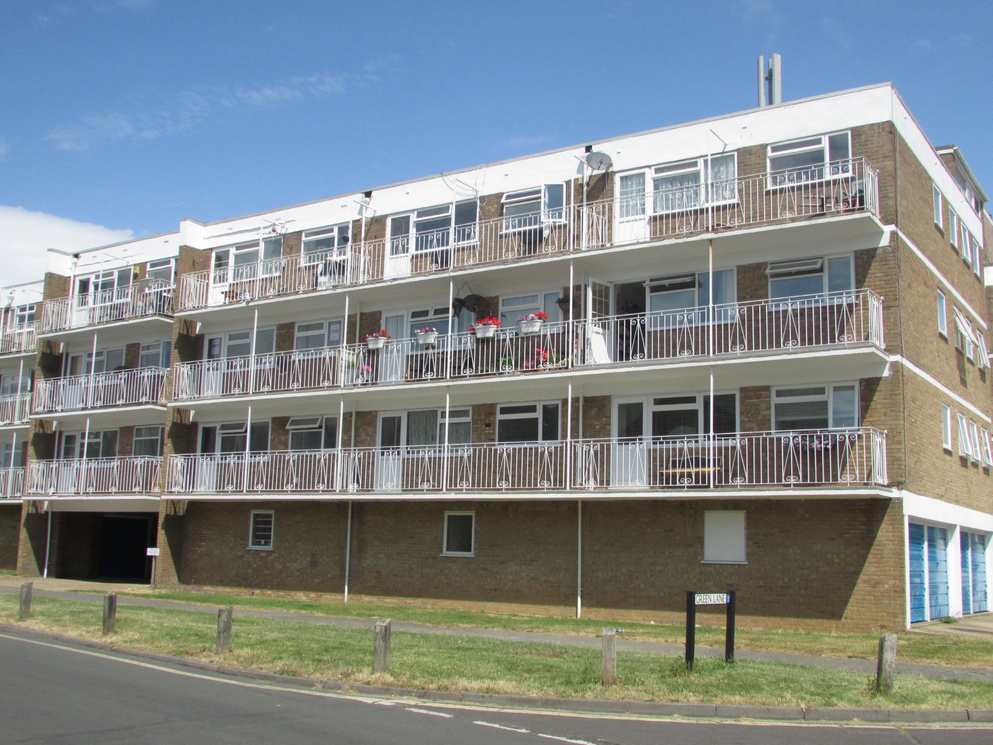 Green Lane, Hayling Island, PO11 - Charters