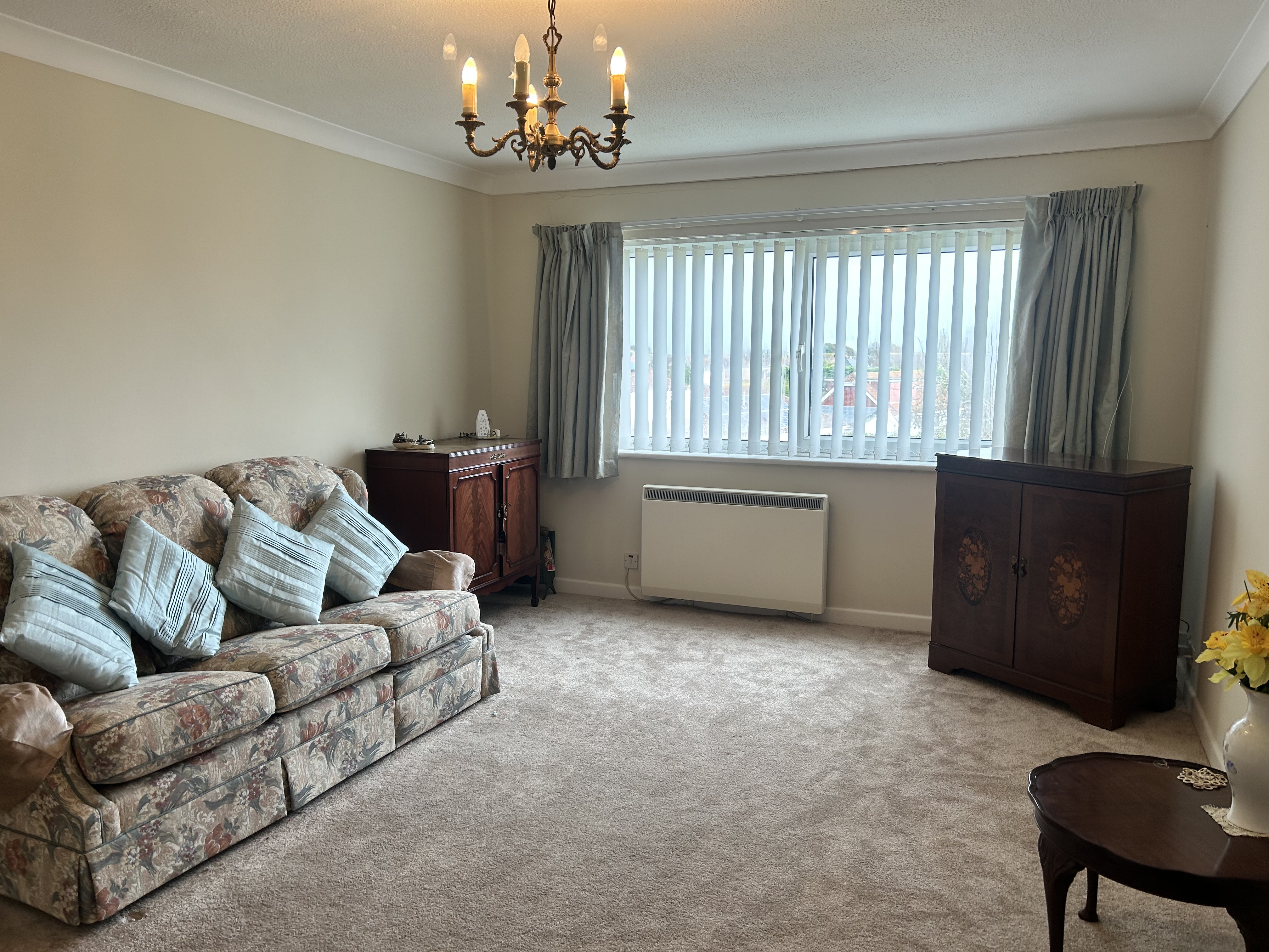 Rails Lane, Hayling Island, PO11 - Charters