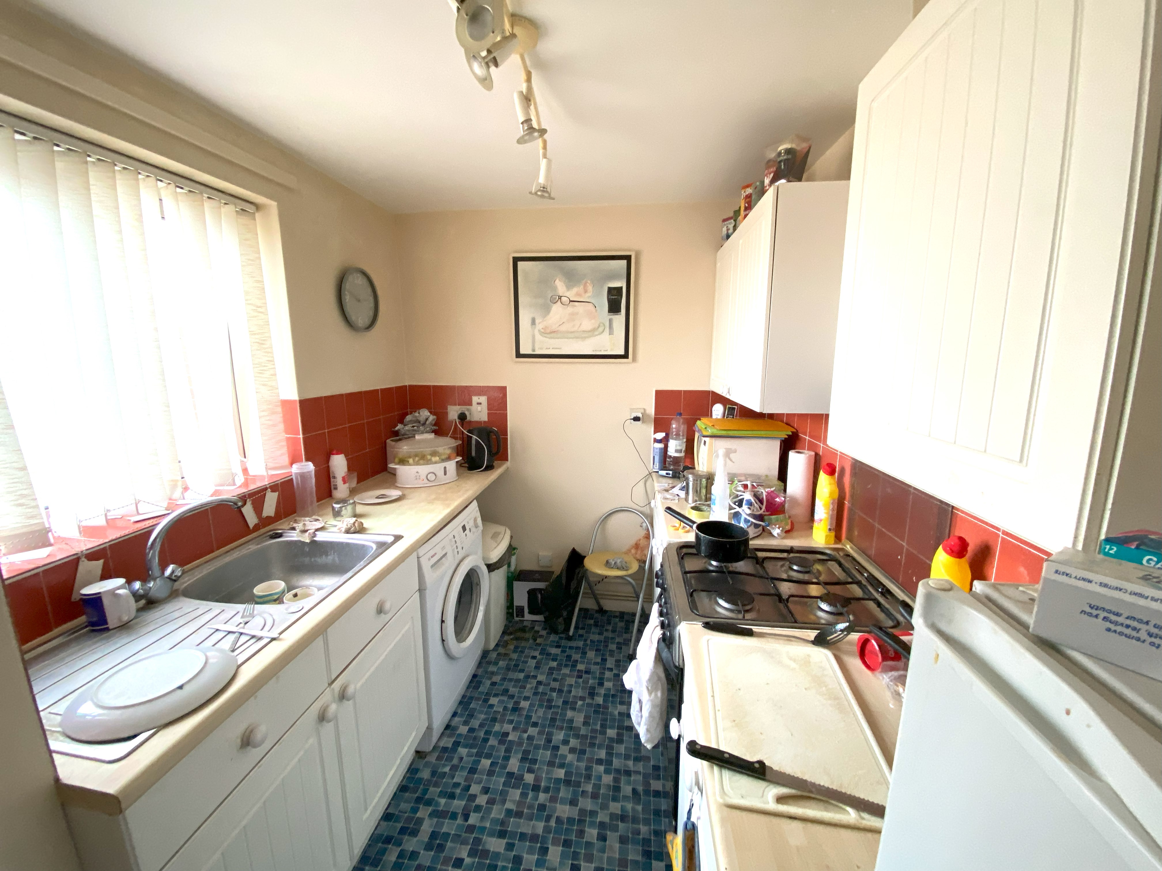 Rowan Road, Havant, PO9 - Charters