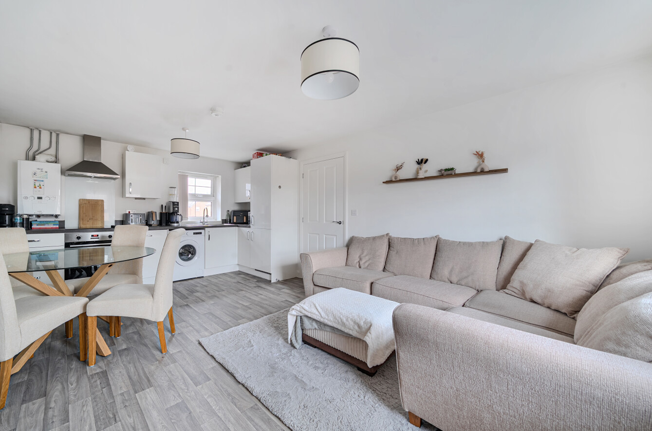 Seal Close, Havant, Hampshire, PO9 Seal Close, Havant, Hampshire, PO9 - Charters