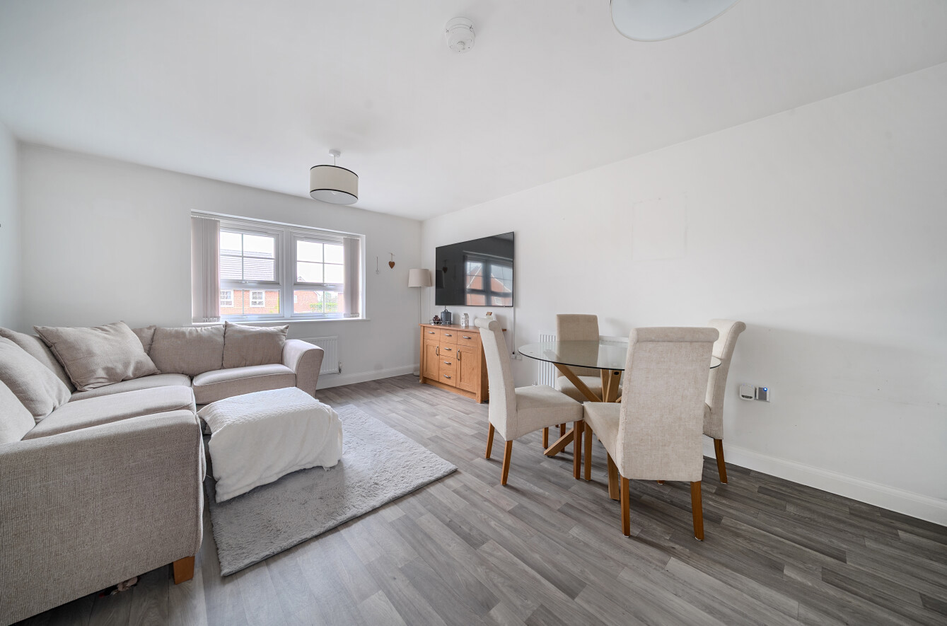 Seal Close, Havant, Hampshire, PO9 Seal Close, Havant, Hampshire, PO9 - Charters