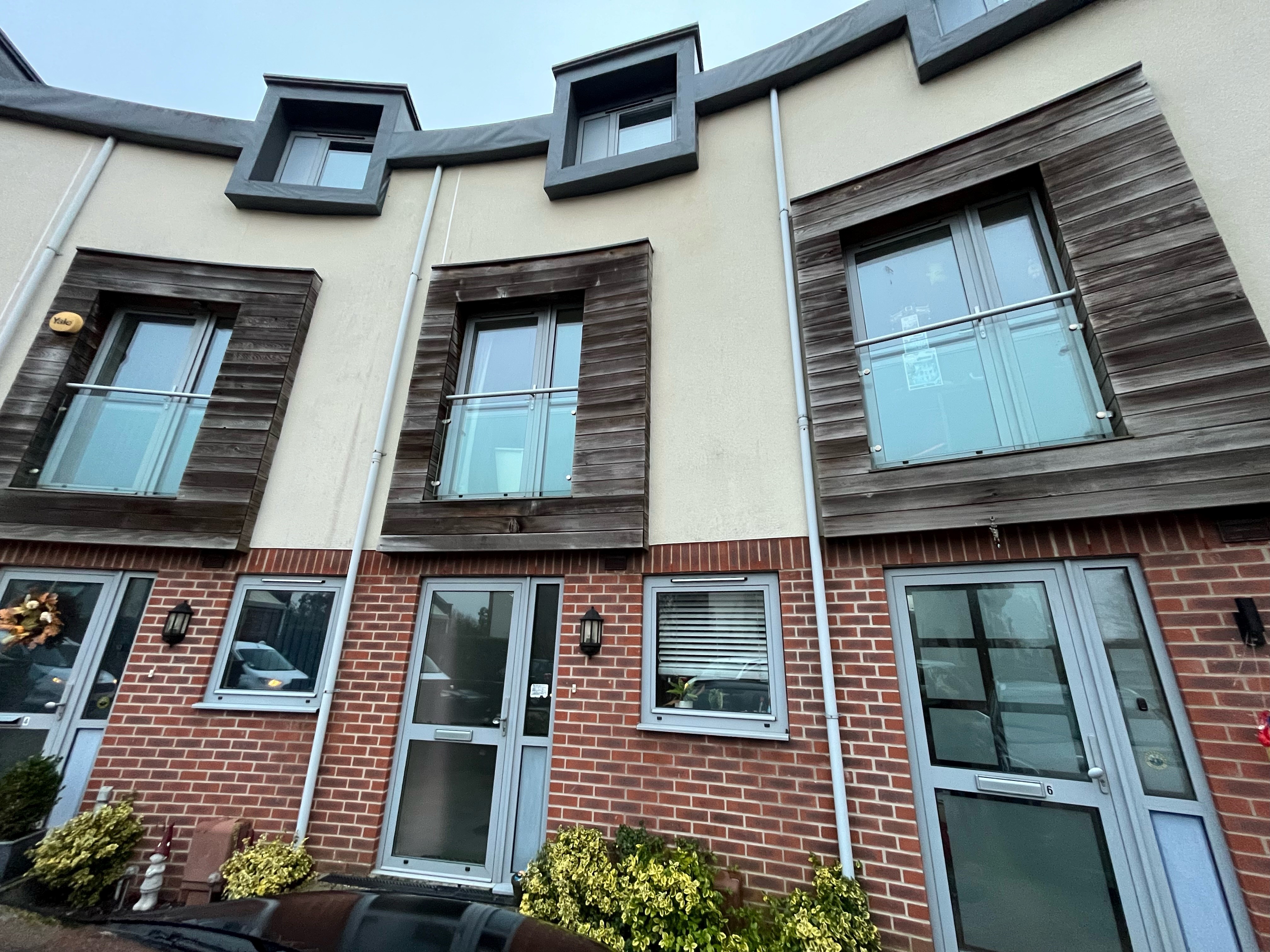 Finley Place, Havant, Hampshire, PO9 - Charters