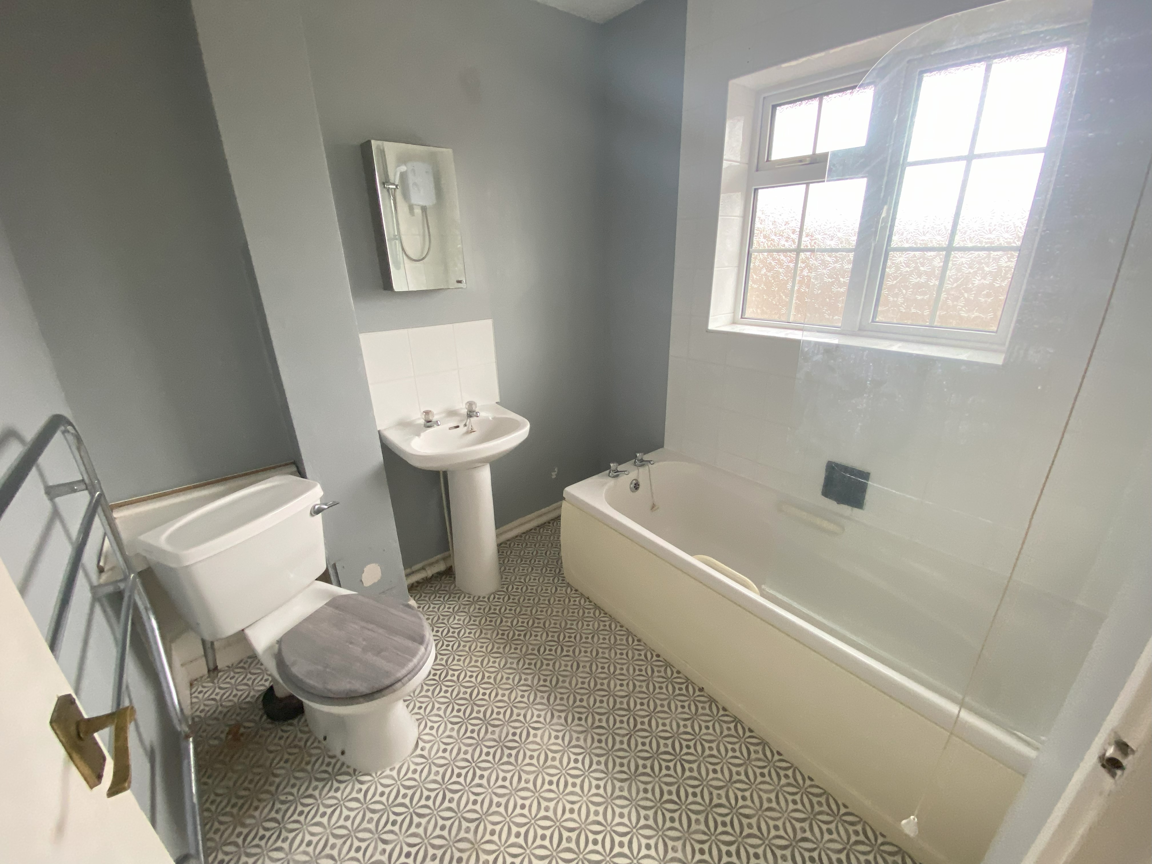 White Ladies Close, Havant, Hampshire, PO9 - Charters