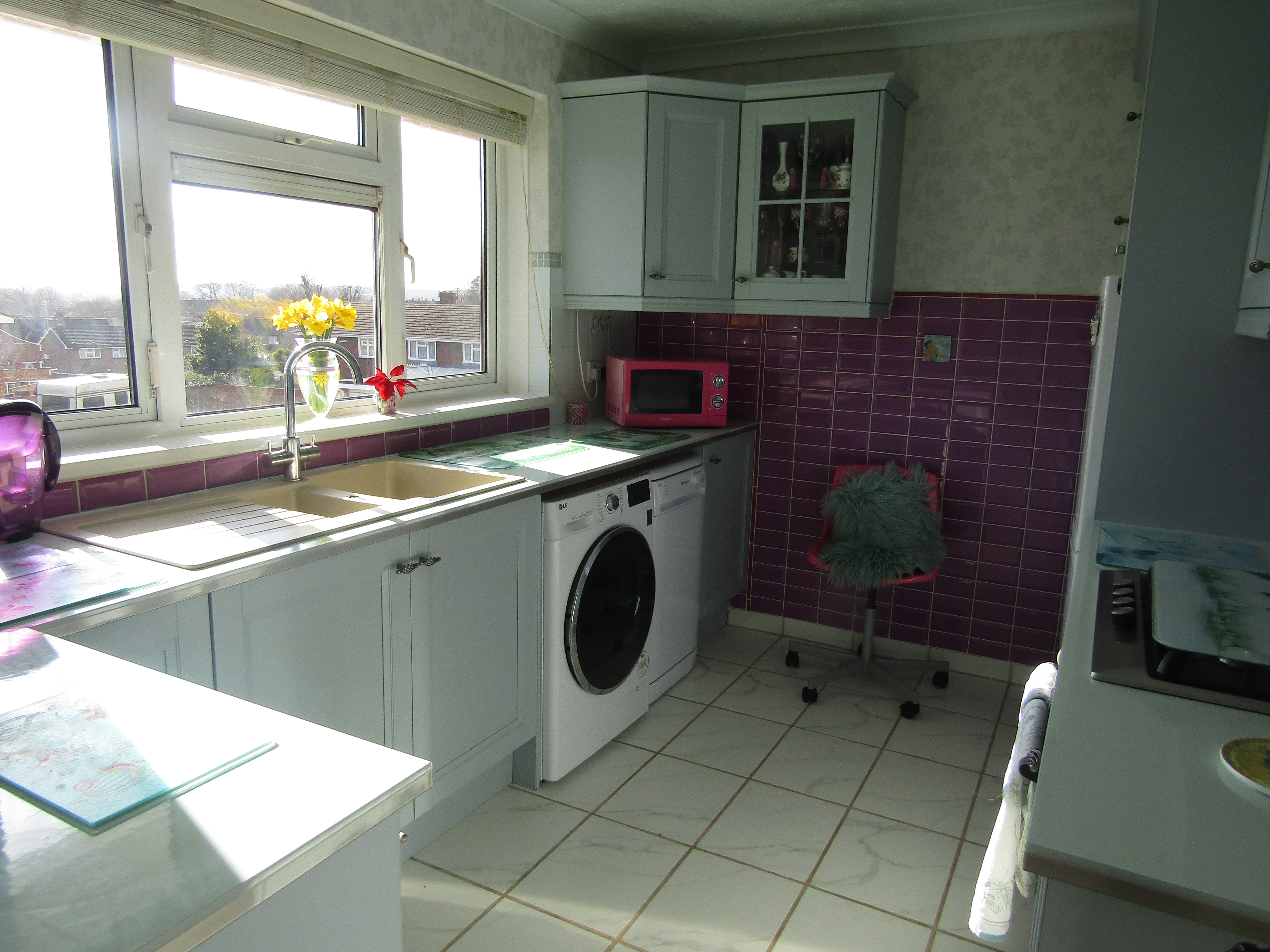 Woodcot Crescent, Havant, Hampshire, PO9 - Charters