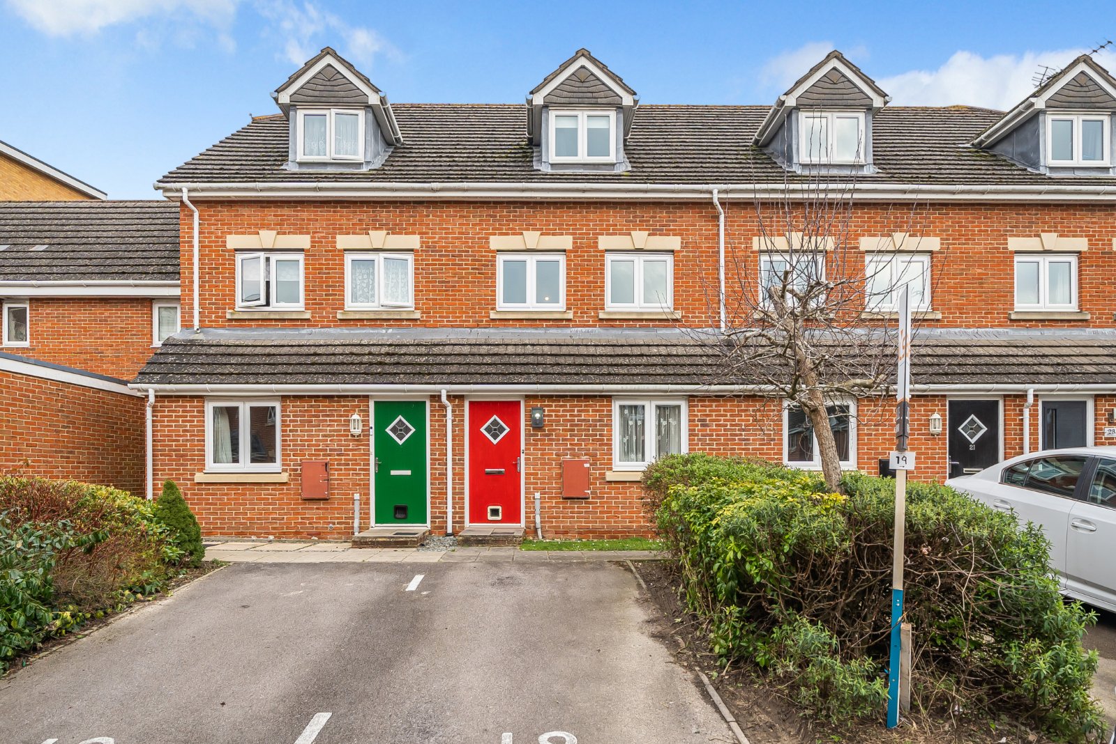 Little Hackets, Havant, Hampshire, PO9 - Charters