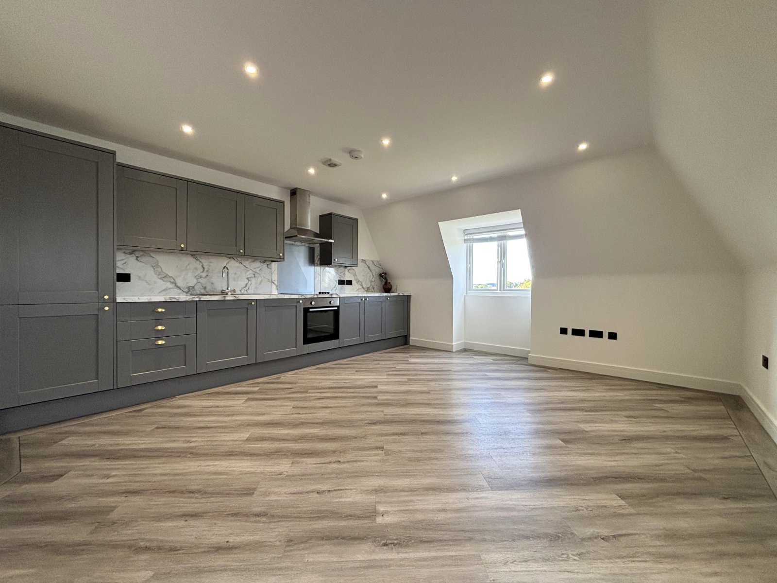 New Lane, Havant, Hampshire, PO9 - Charters
