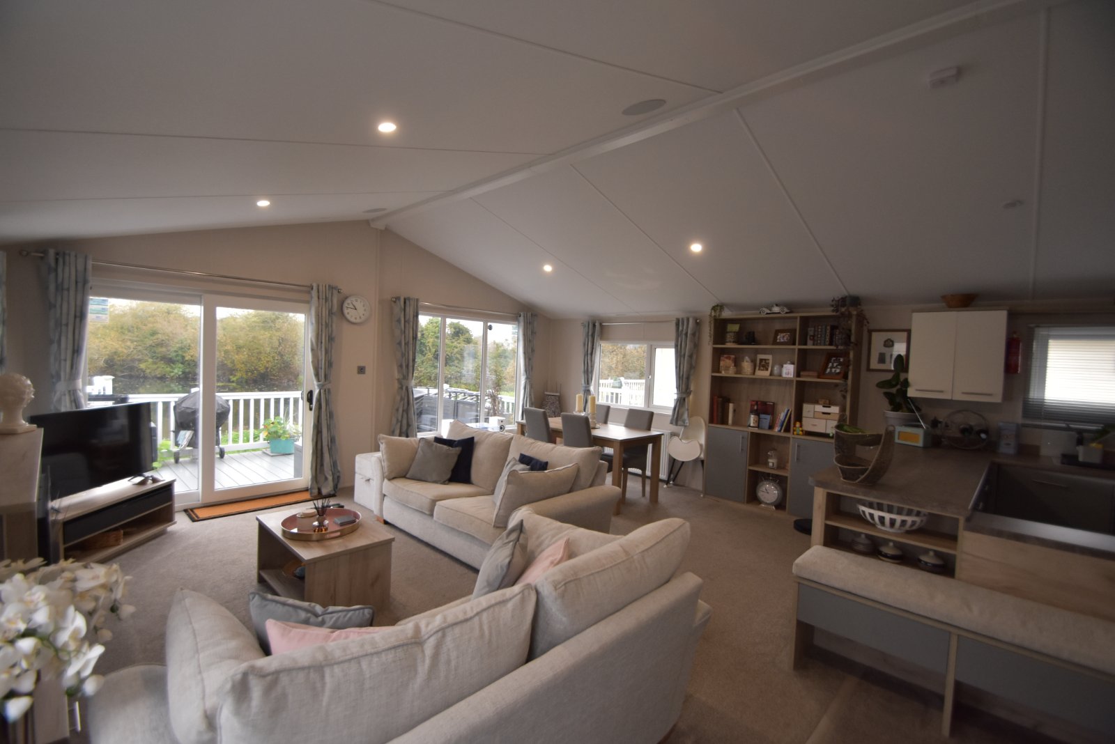 Vinnetrow Road, Runcton, Chichester, West Sussex, PO20