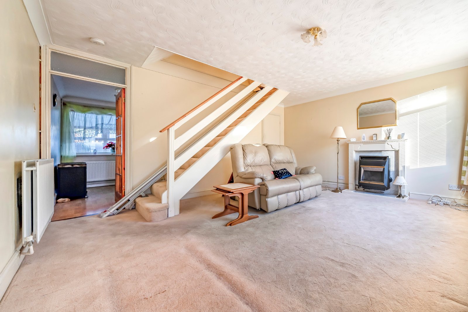 Linden Grove, Hayling Island, Hampshire, PO11 - Charters