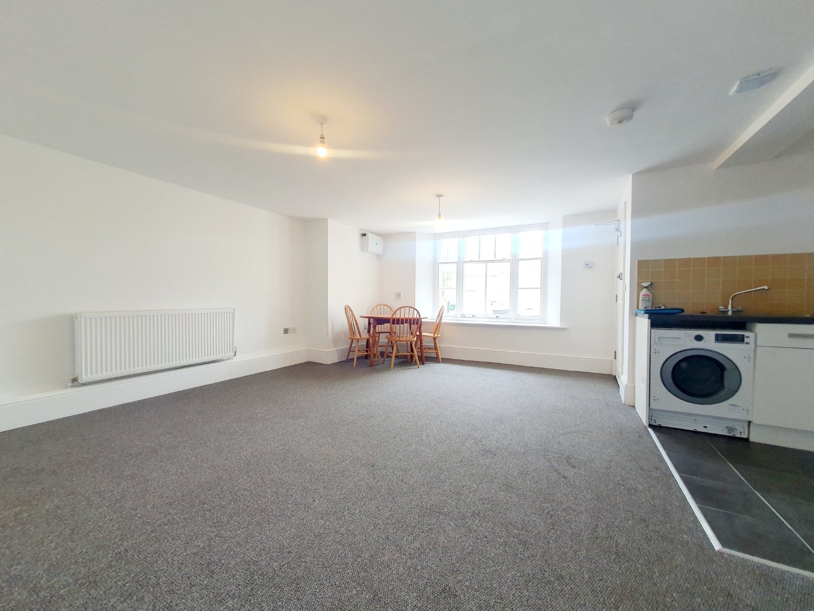 Sea Front, Hayling Island, Hampshire, PO11 - Charters