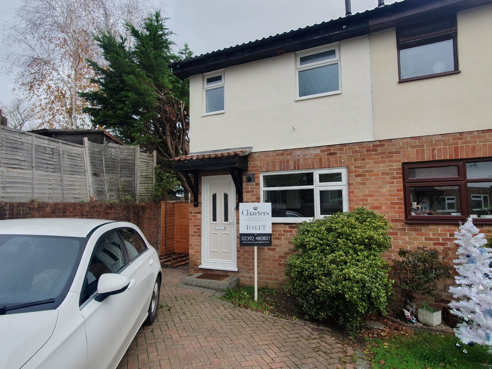 Cornbrook Grove, Waterlooville, Hampshire, PO7 Cornbrook Grove, Waterlooville, Hampshire, PO7 - Charters