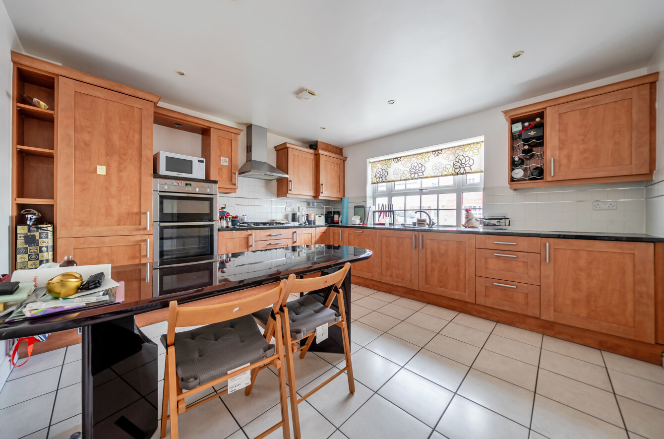 Stein Road, Emsworth, West Sussex, PO10 - Charters