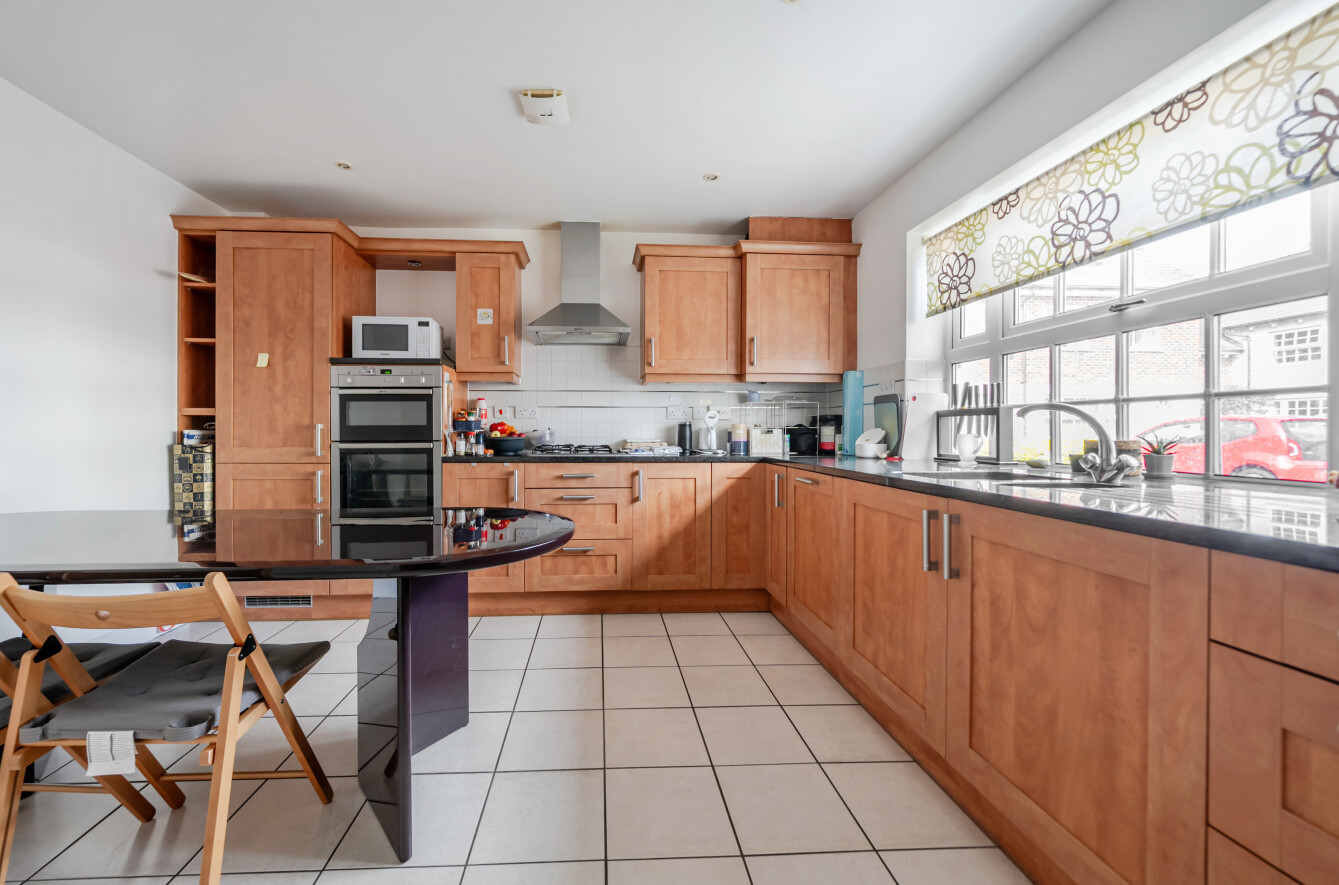 Stein Road, Emsworth, West Sussex, PO10 - Charters