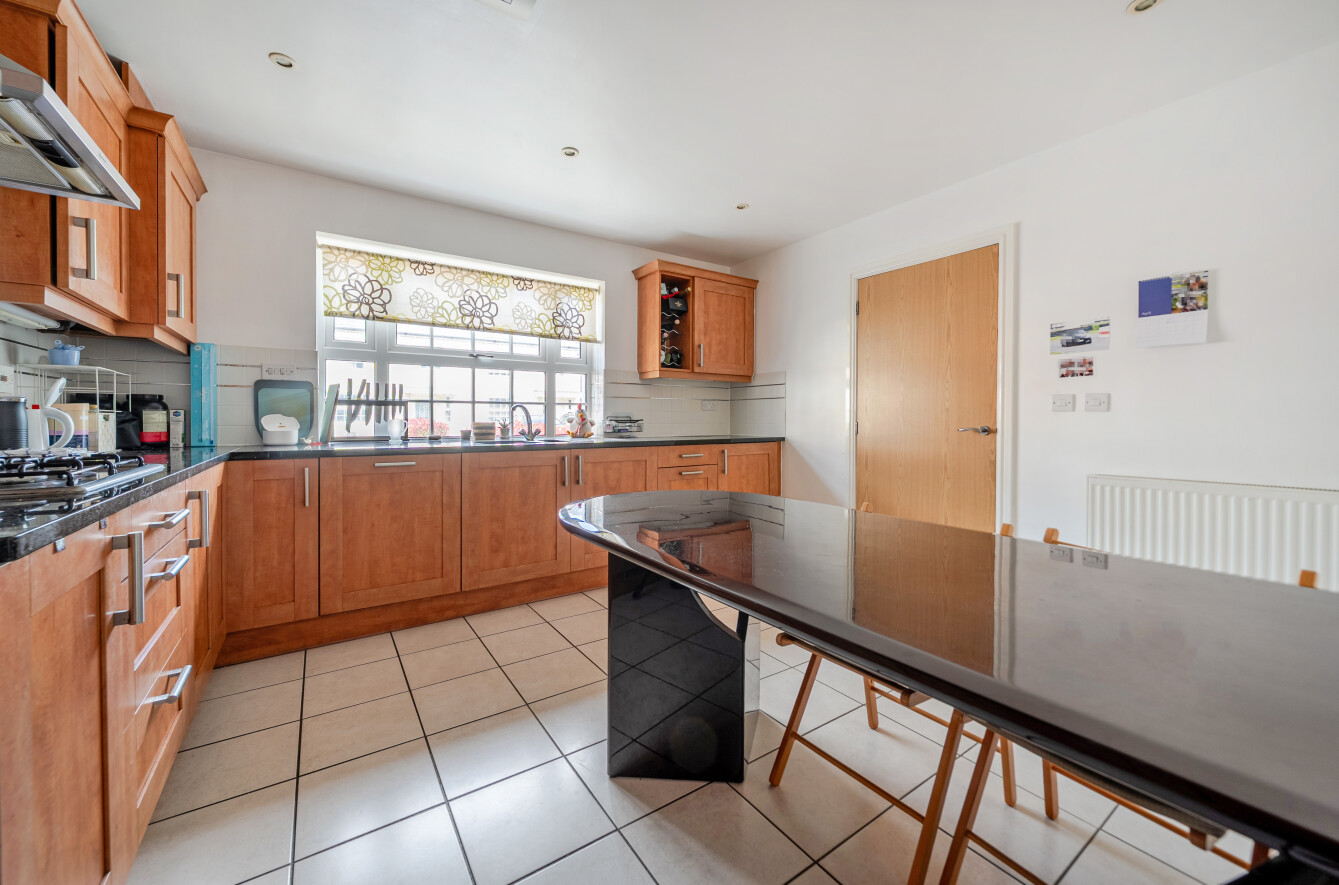 Stein Road, Emsworth, West Sussex, PO10 - Charters