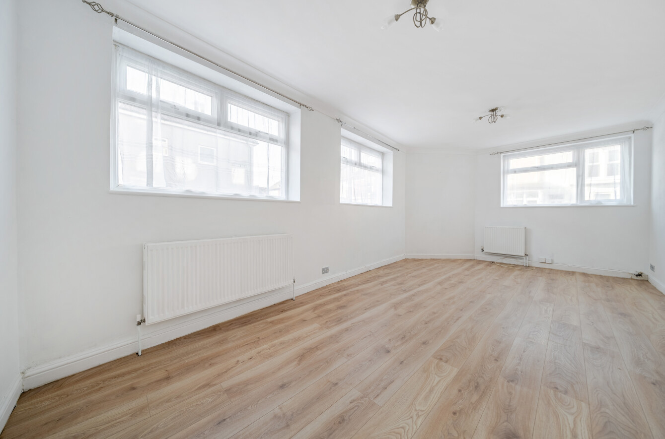 Queens Road, Portsmouth, Hampshire, PO2 - Charters