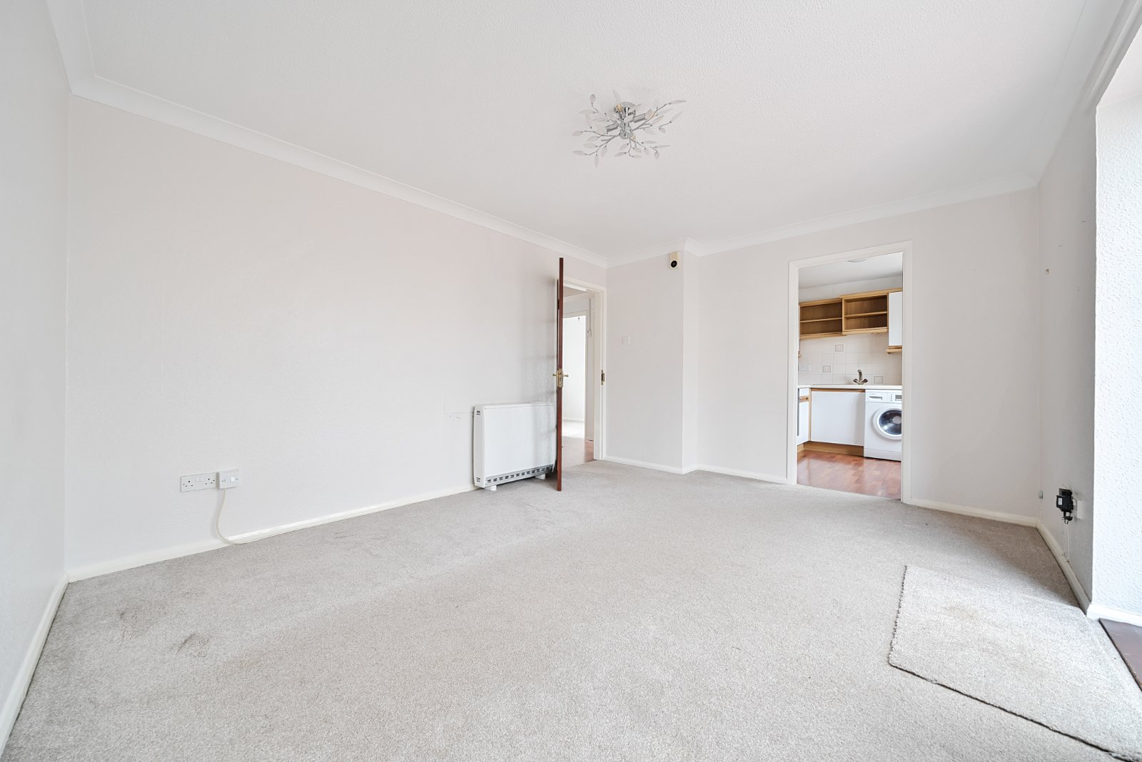 Green Farm Gardens, Portsmouth, Hampshire, PO3 - Charters