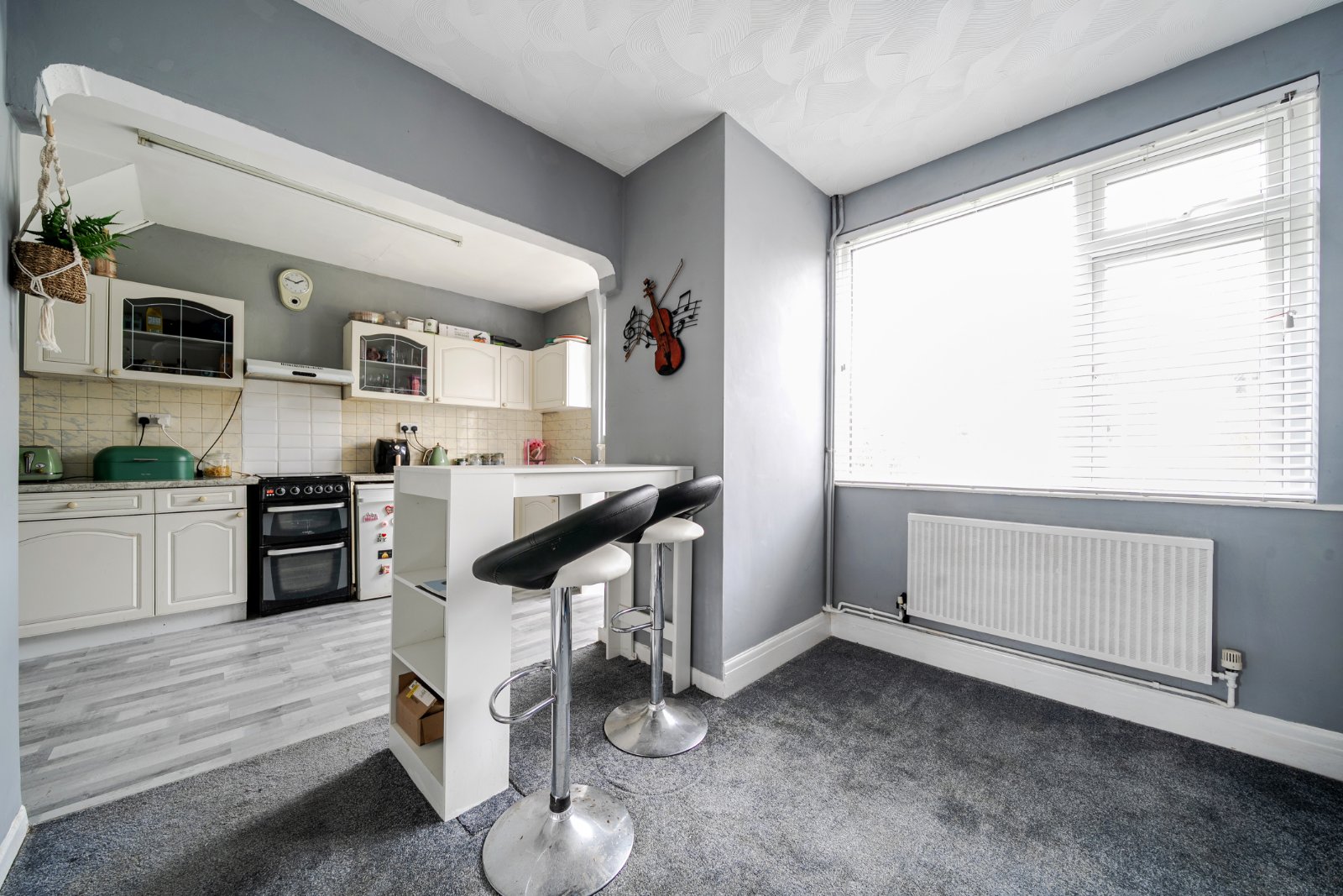 Bell Road, Portsmouth, Hampshire, PO6