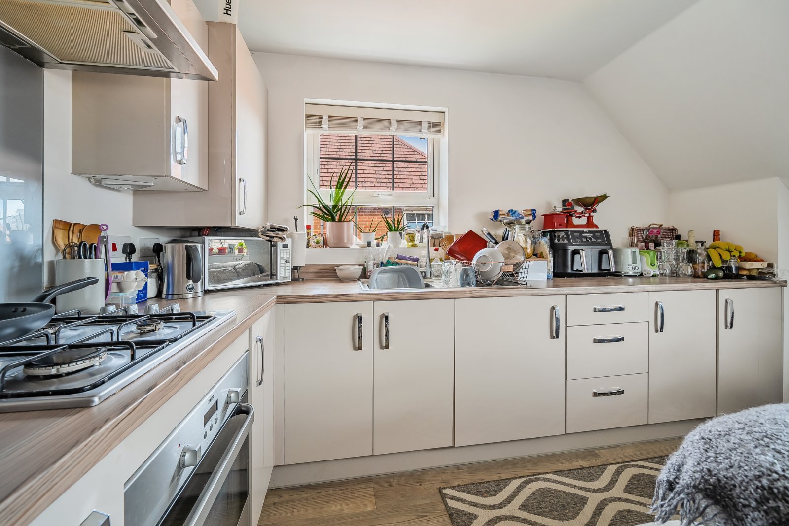 Gloucester Drive, Sarisbury Green, Southampton, Hants, SO31 - Charters