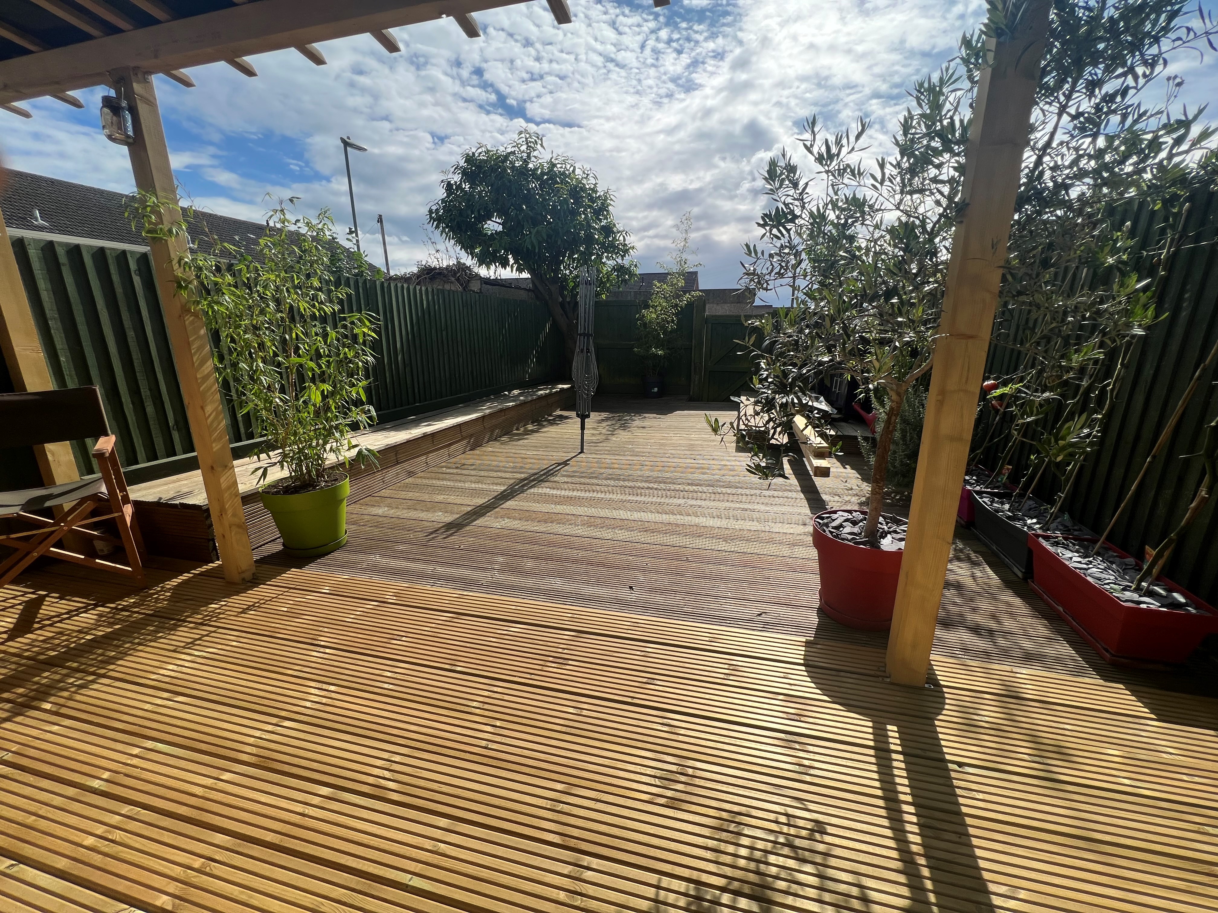 Drake Close, Park Gate, Southampton, SO31 - Charters