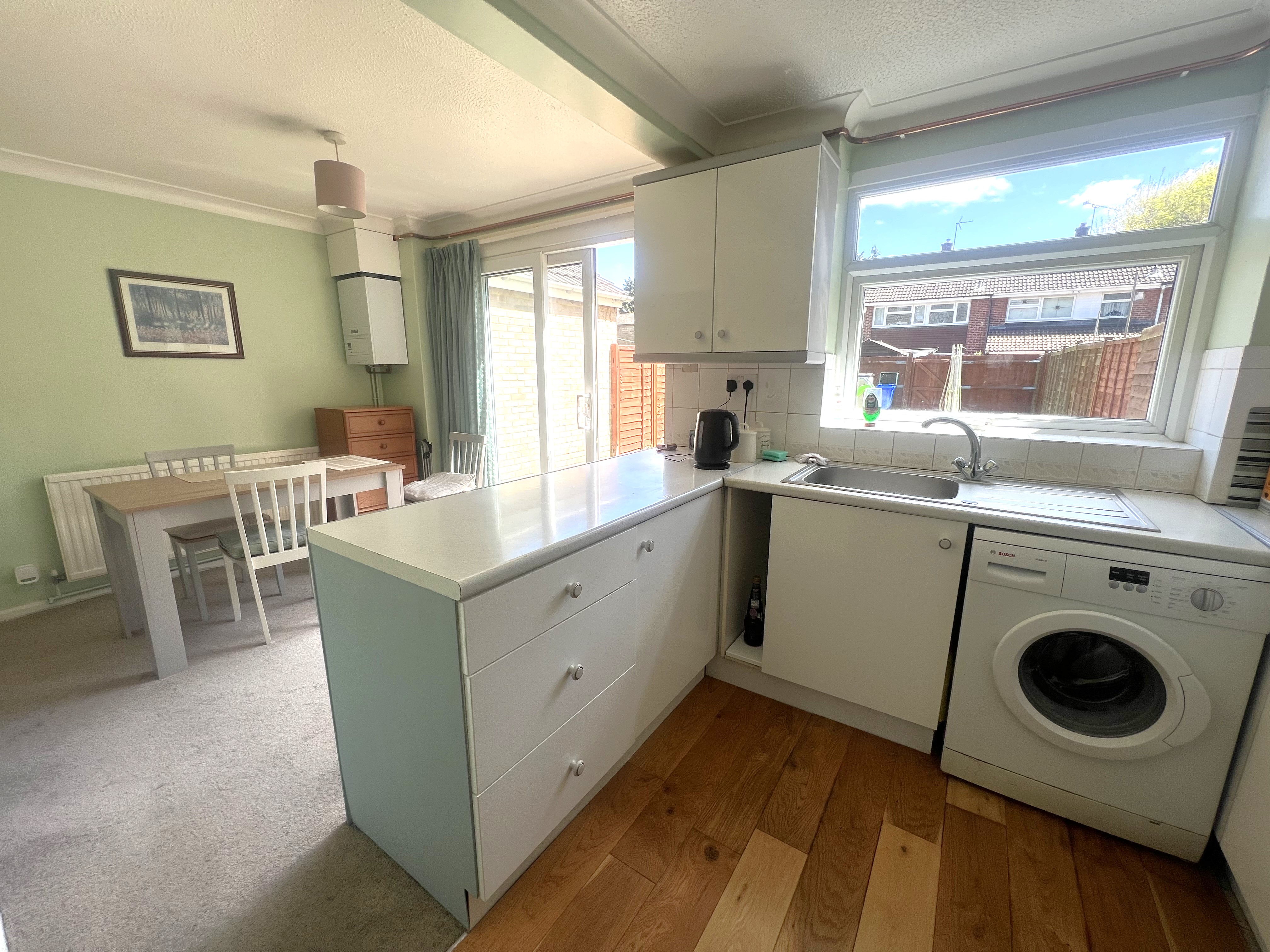 Westbrook Close, Park Gate, Southampton, SO31 - Charters